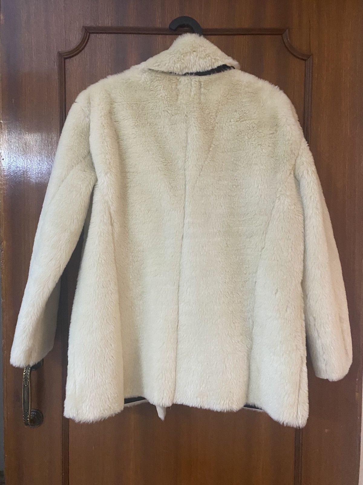 Asos ASOS Teddy / Faux Shearling Coat – Size 36 Size S / US 4 / IT 40 - 2 Thumbnail