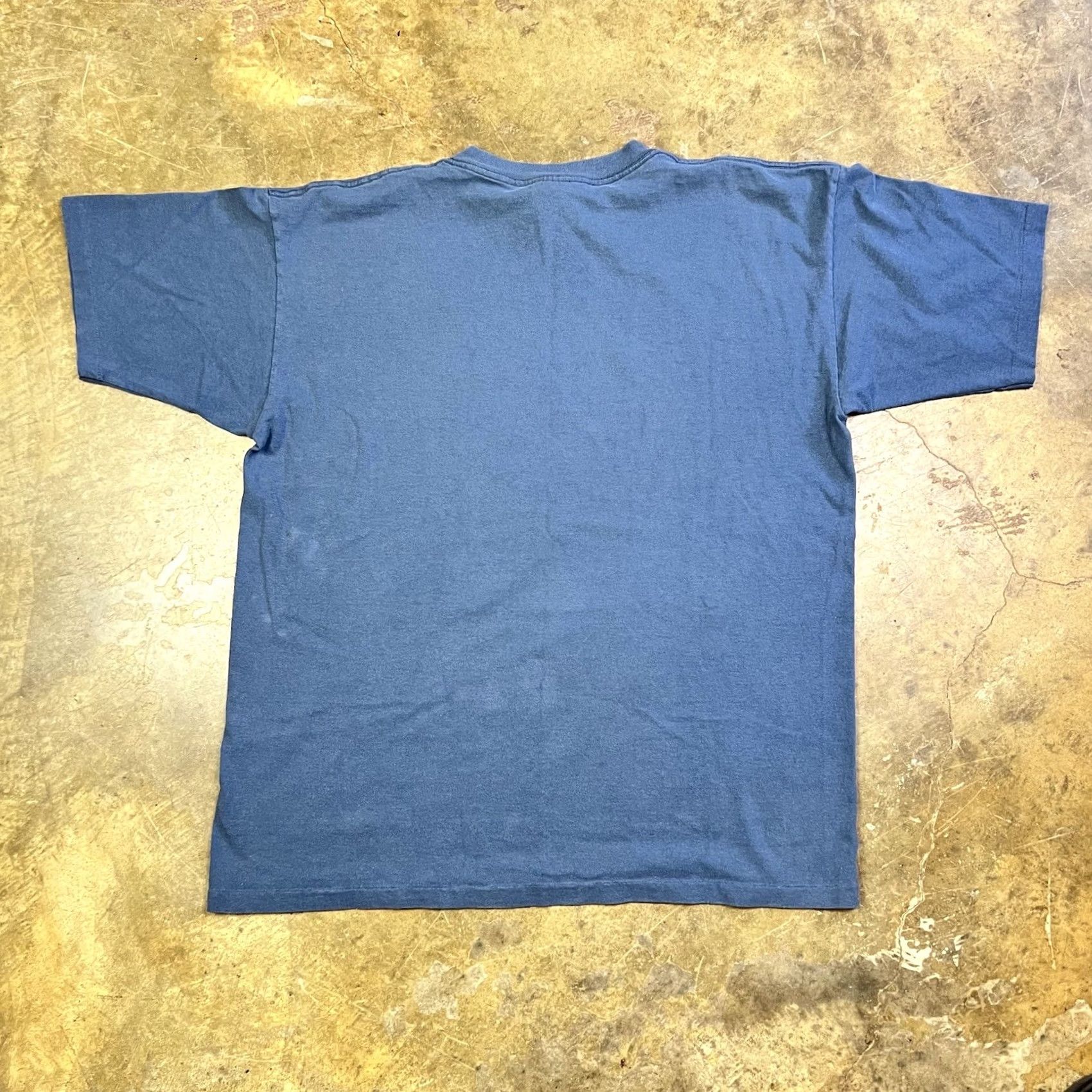 Vintage VINTAGE Cape Cod Sail Boat Graphic Tee T-Shirt XL Unisex Adults 90s USA Blue 100% Cotton Single Stitch Prairie Mountain Mens Womens Size US XL / EU 56 / 4 - 3 Thumbnail