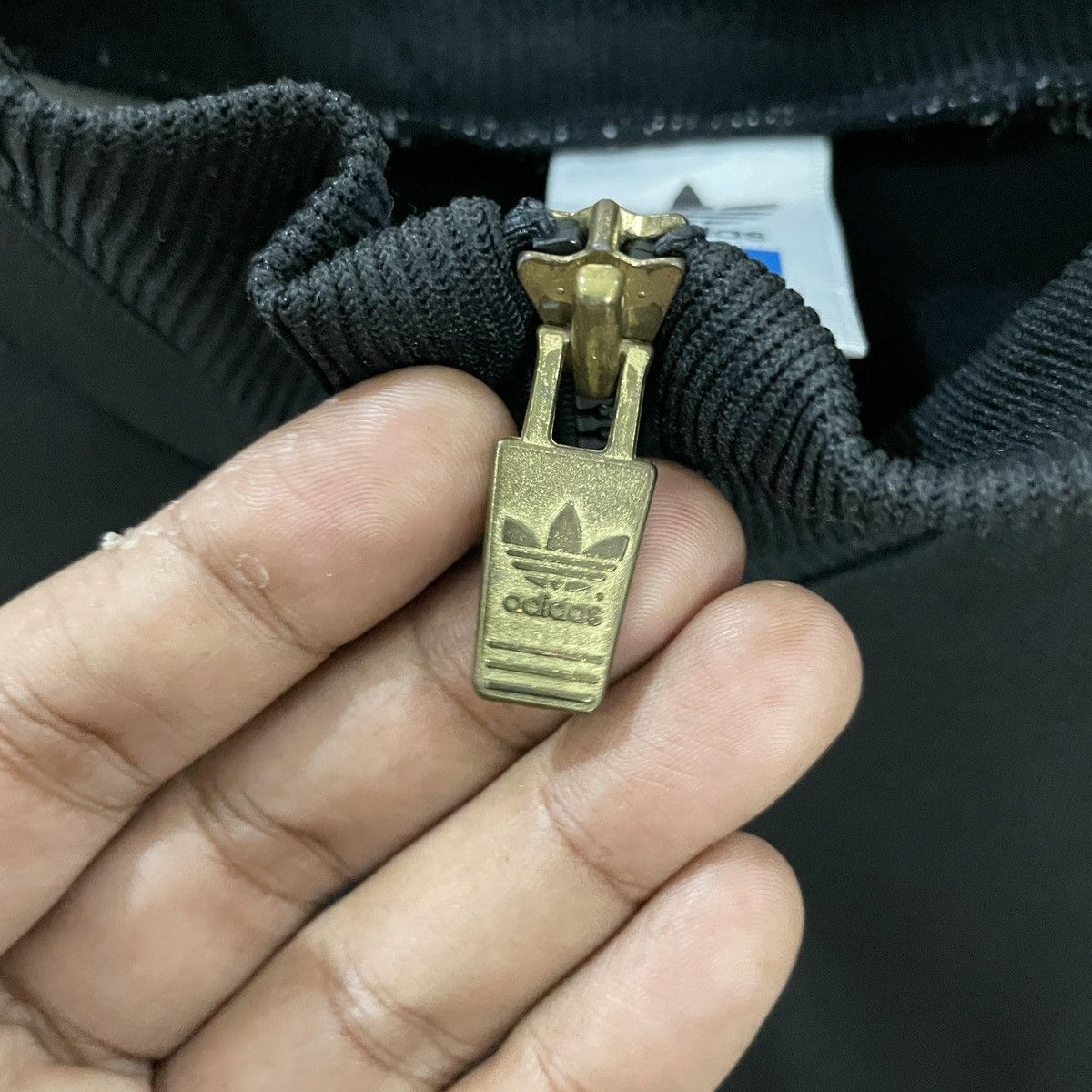 Adidas Vintage 90s Adidas Big Logo Distressed Jacket Size US L / EU 52-54 / 3 - 10 Thumbnail