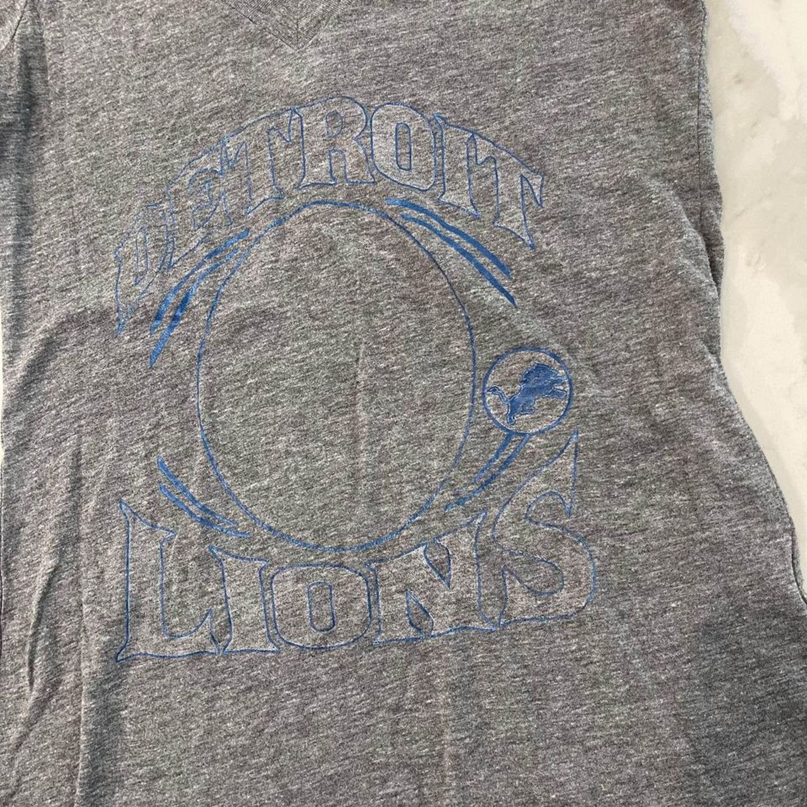 NFL NFL Team Apparel Detroit Lions Gray T Shirt Women’s Small Size S / US 4 / IT 40 - 2 Thumbnail
