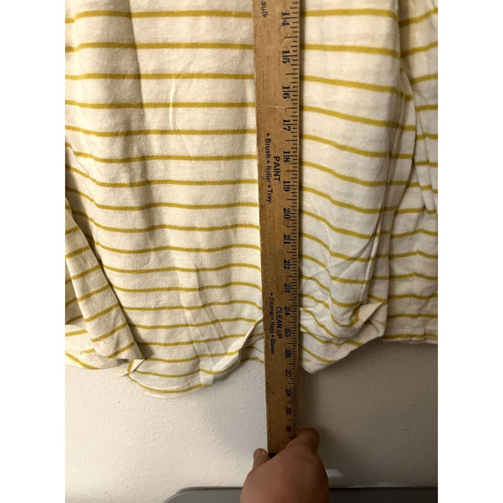 Old Navy Old Navy T-Shirt Women's M White Yellow Striped Long Sleeve Crew Neck Shirt Size M / US 6-8 / IT 42-44 - 4 Thumbnail