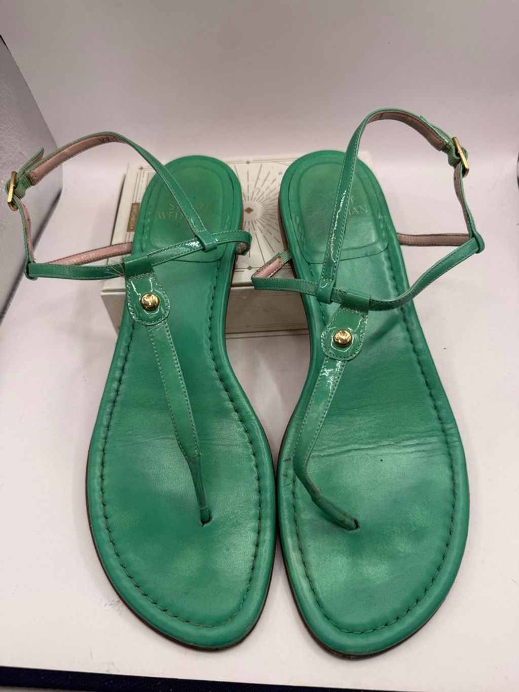 Stuart Weitzman Women's Stuart Weitzman Green Leather Thong Sandals 9 Size US 9 / IT 39 - 2 Thumbnail
