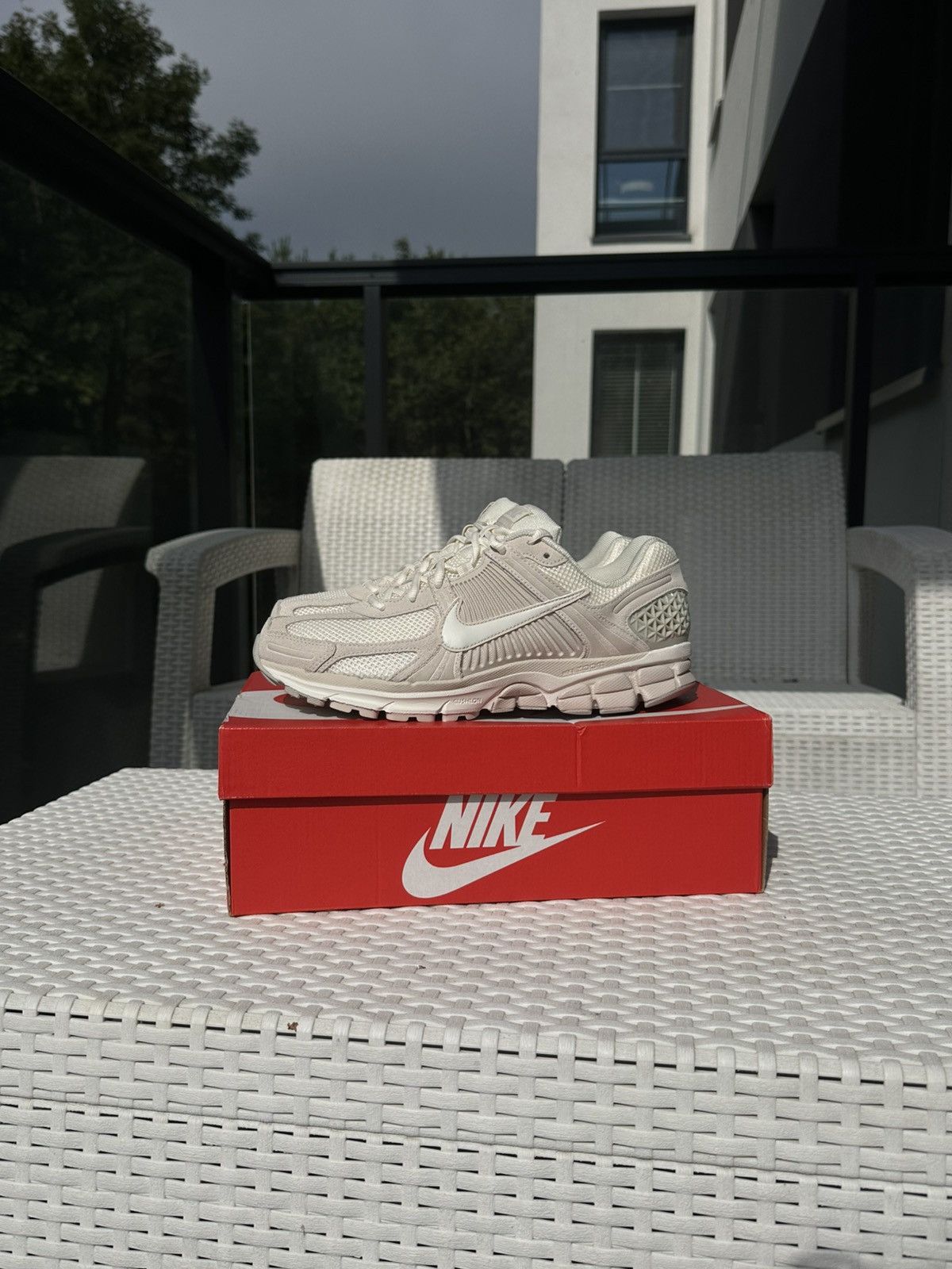 Nike Nike Air Vomero 5 | New | Size 44 (28 cm) Size US 11 / EU 44 - 2 Thumbnail