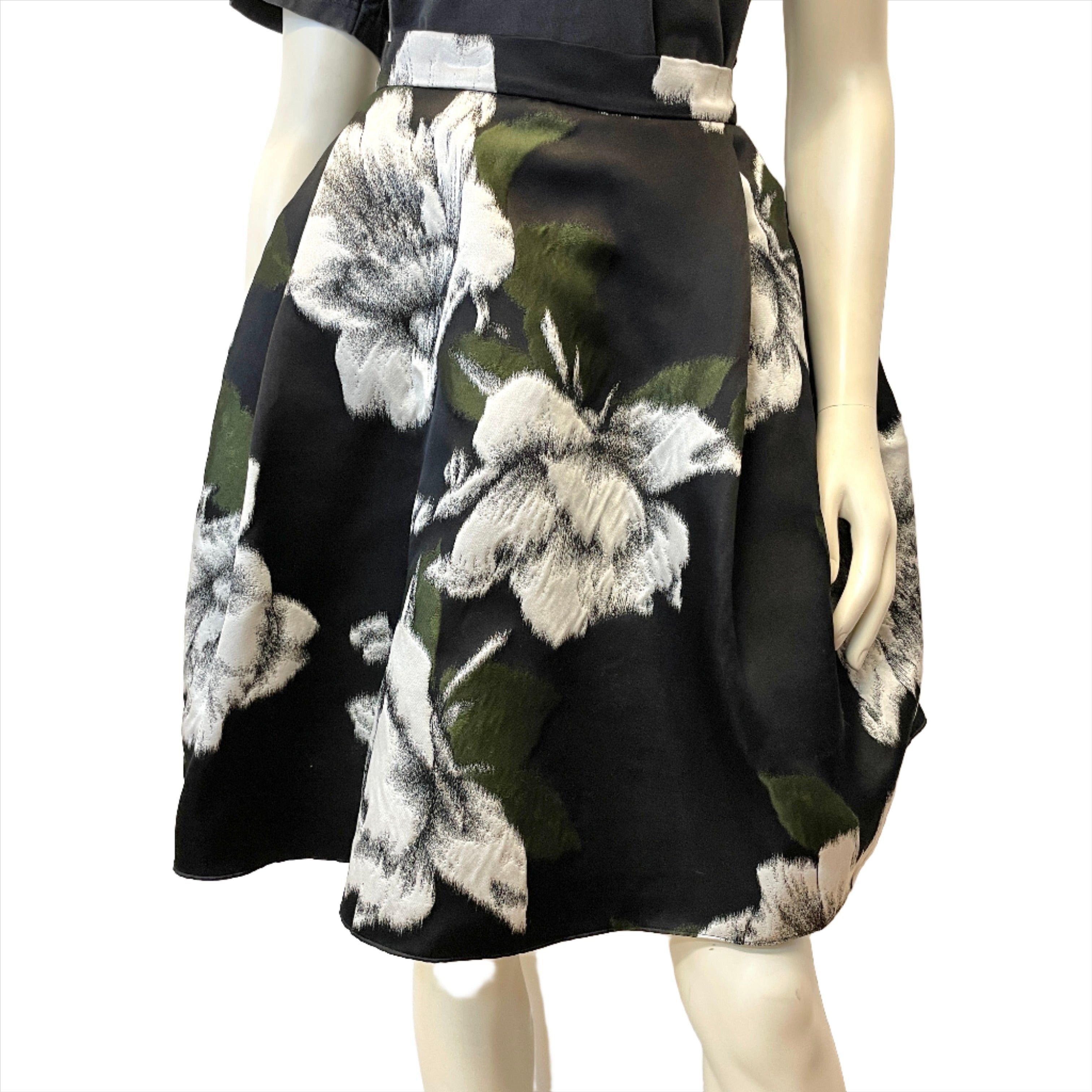 Lanvin Lanvin Fall '13 Vintage Designer Moody Floral Statement Skirt Made In France Size 29" Size 29" - 1 Thumbnail