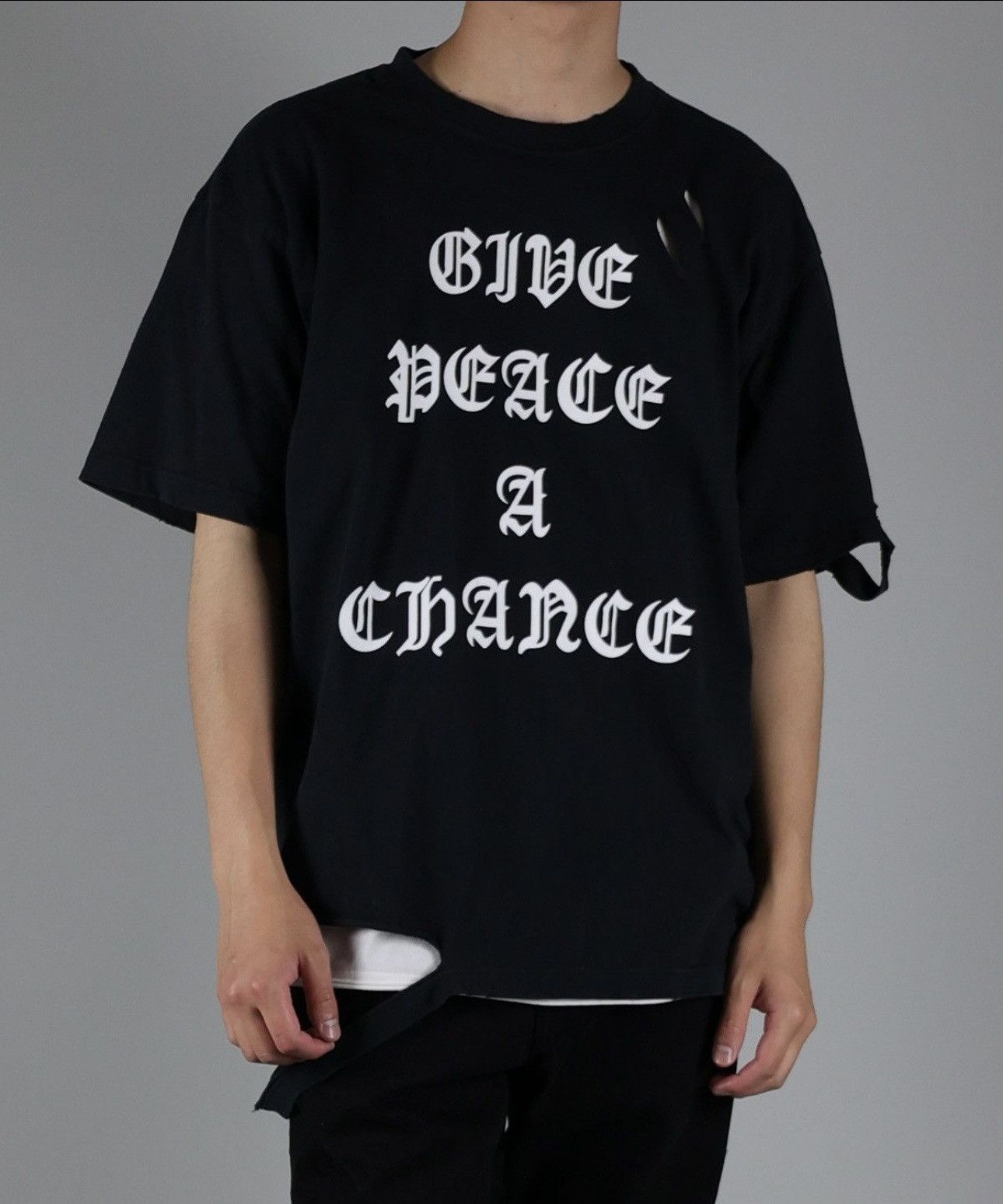 Number (N)ine Number (N)ine “Give Peace A Chance” Archive Tee size 4 Size US XL / EU 56 / 4 - 3 Thumbnail