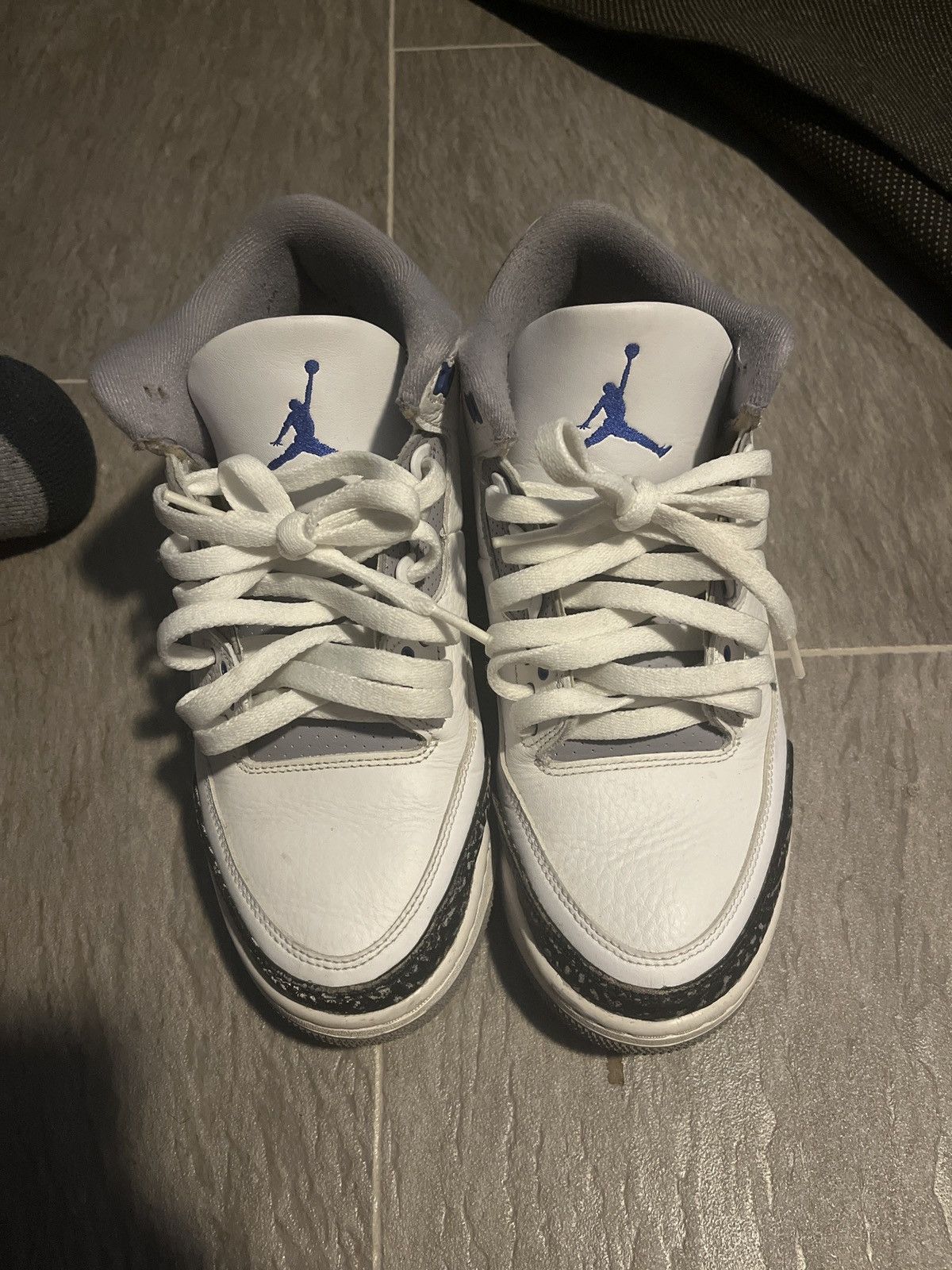 Nike Air jordan 3s Size US 9 / EU 42 - 3 Thumbnail