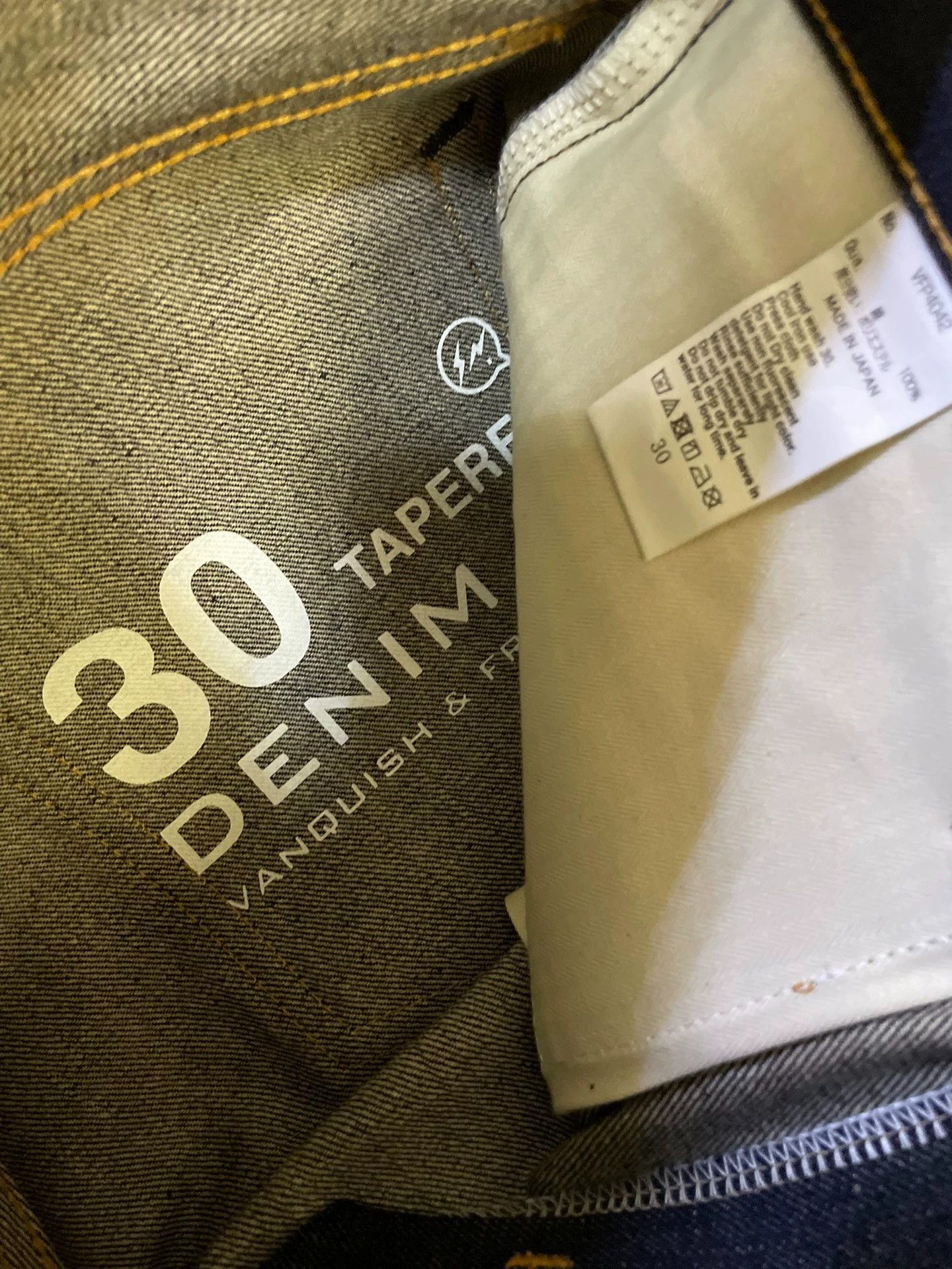 Fragment Design FRAGMENT x VANQUISH RAW JEANS LIGHTNING EMBROIDERY W30 NEW Size US 30 / EU 46 - 8 Thumbnail