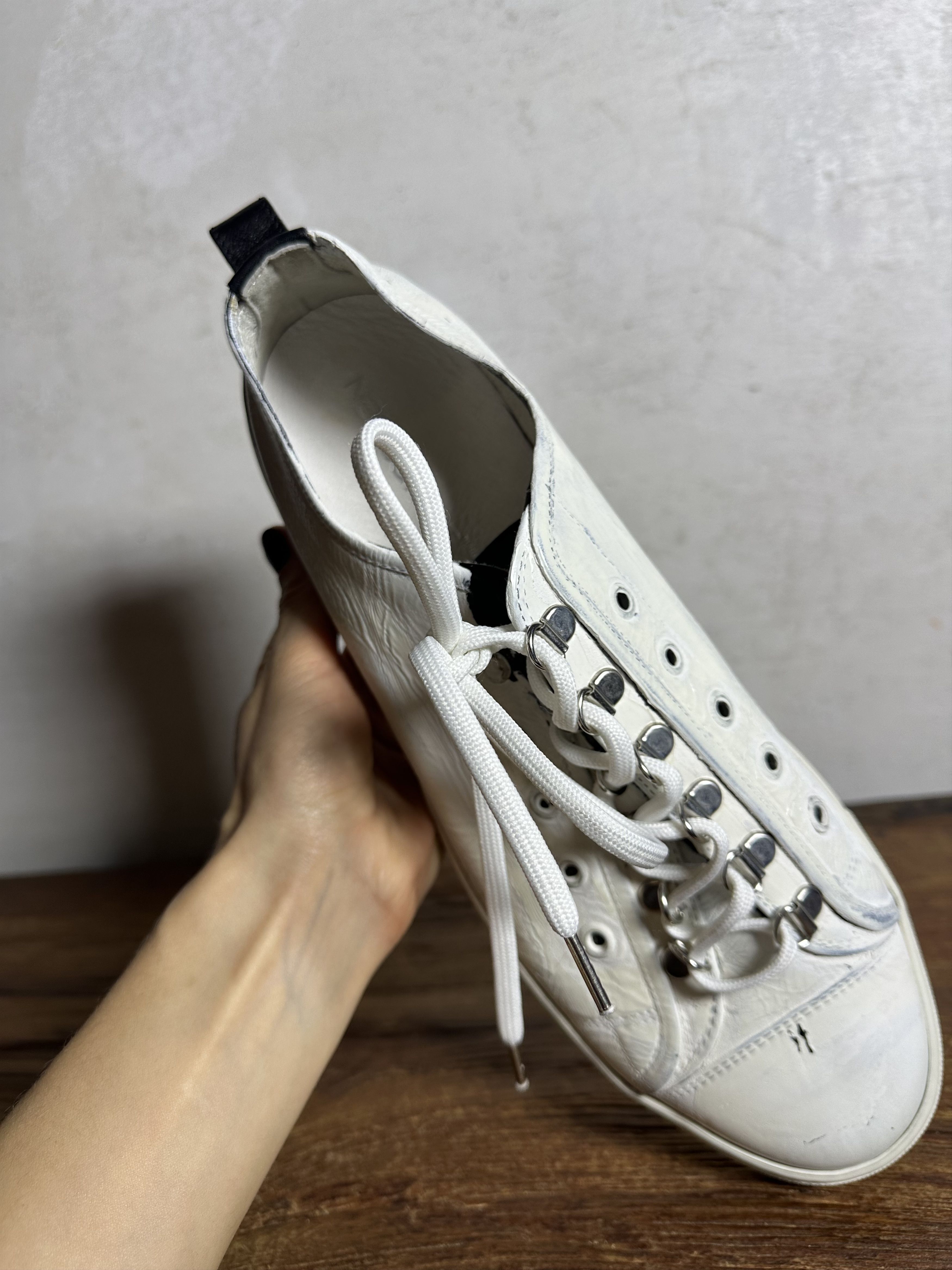 Neil Barrett Neil Barrett Painted Two-Toned Low-Top Sneakers Size US 10 / EU 43 - 8 Thumbnail