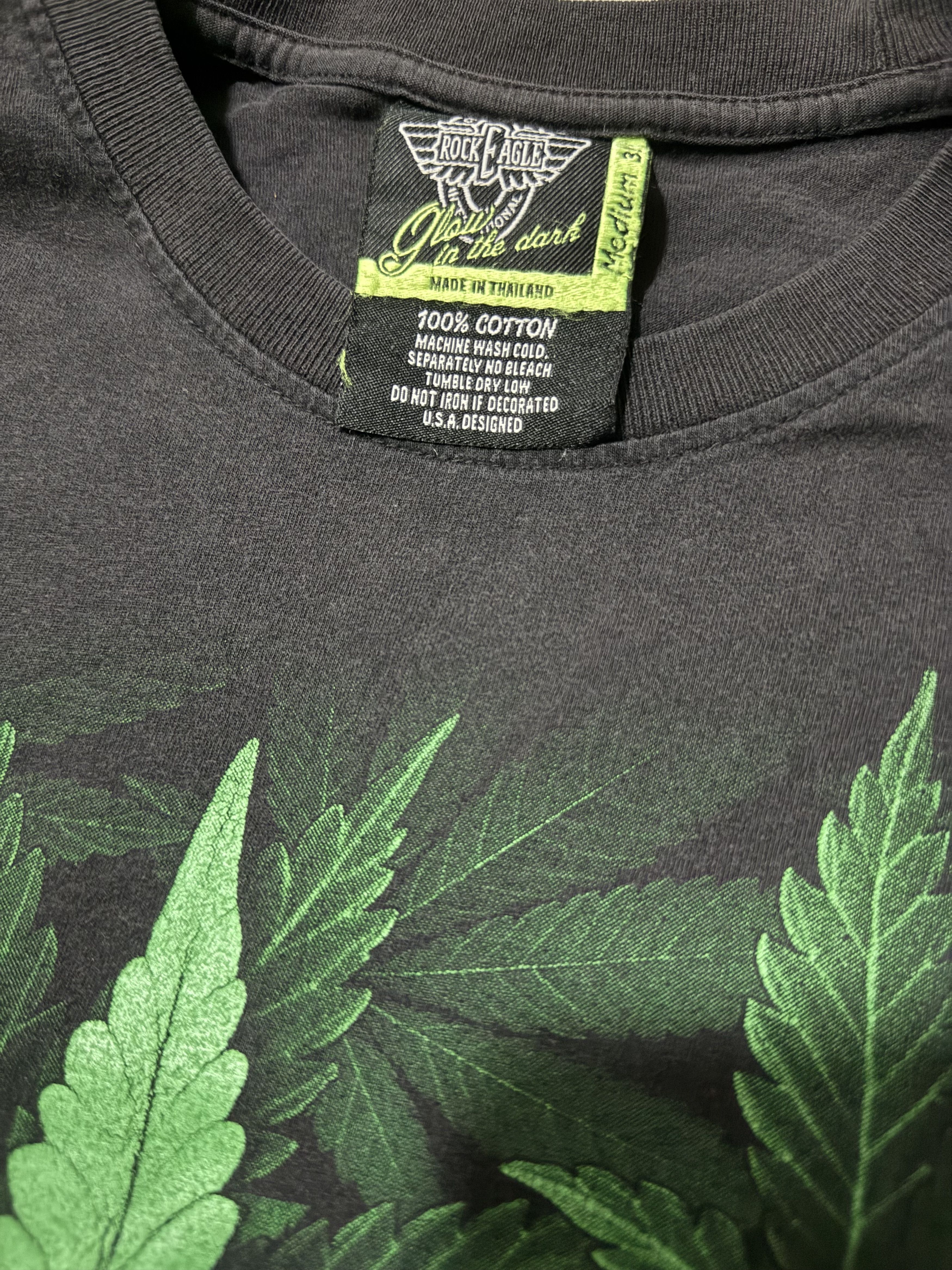 Vintage Vintage Y2K Rock Eagle Weed T Shirt Size US M / EU 48-50 / 2 - 4 Thumbnail