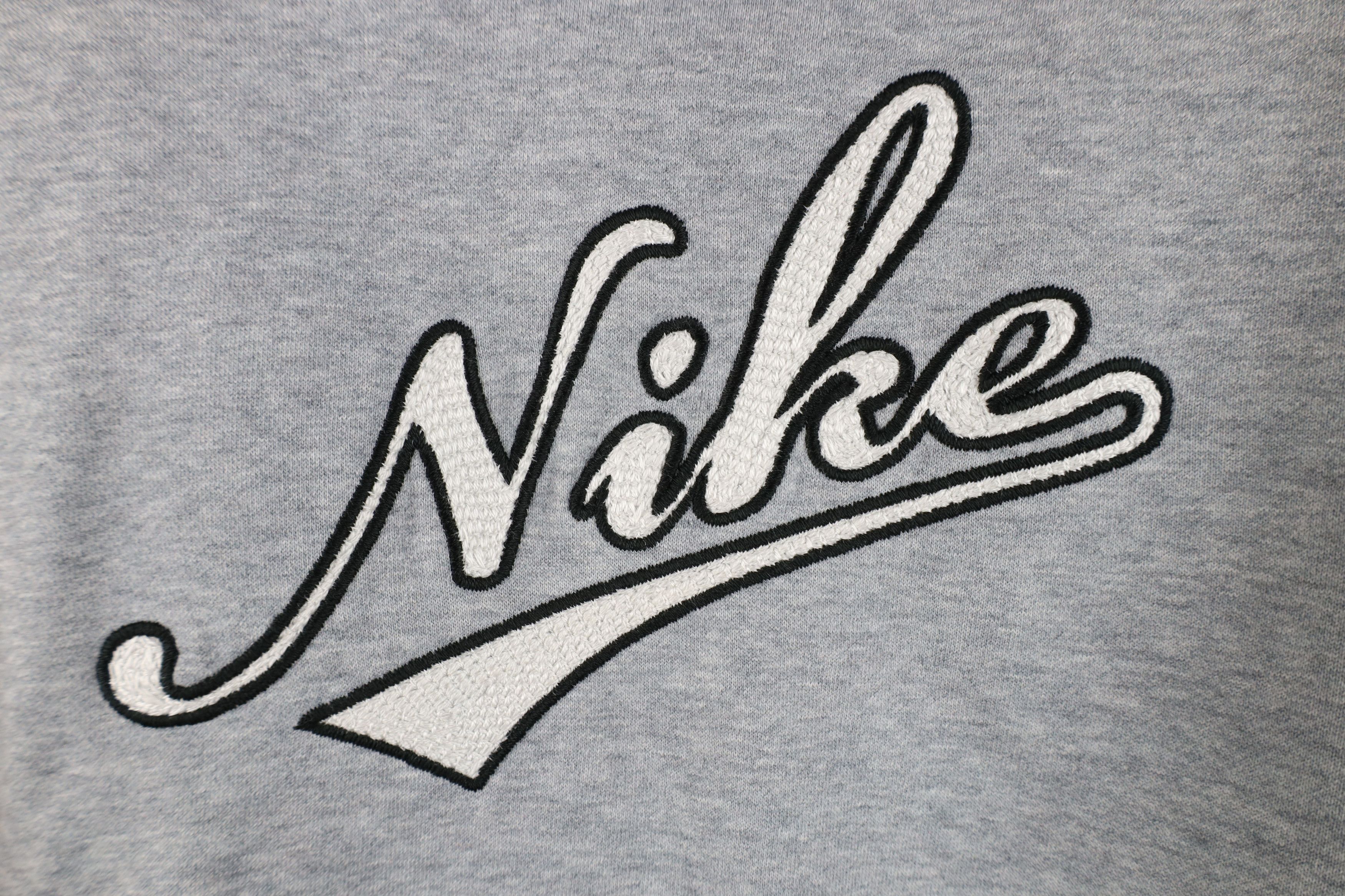 Nike Vintage Y2K Nike Stitch Script Spell Out Cropped Hoodie Gray Size L / US 10 / IT 46 - 6 Thumbnail