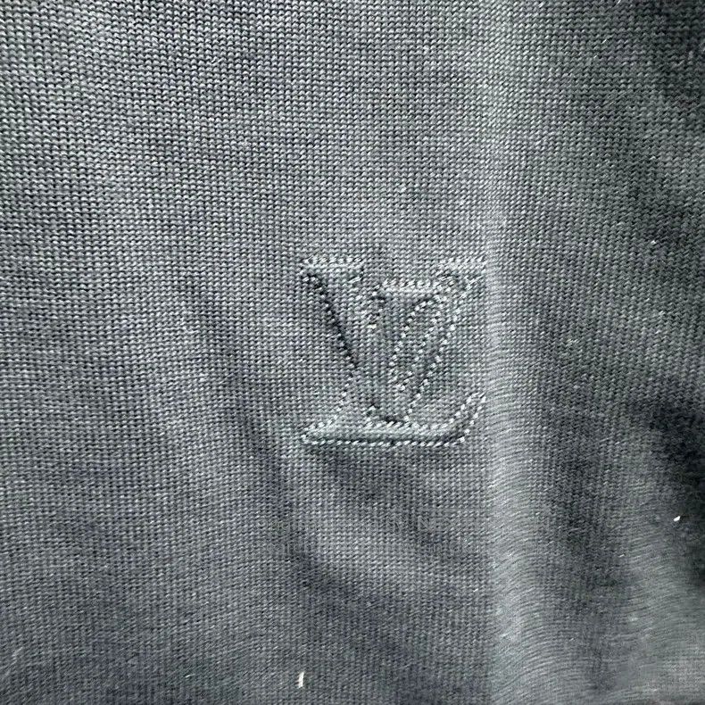 Louis Vuitton Louis Vuitton Neckline zip knit nylon panel short sleeves Size US S / EU 44-46 / 1 - 5 Thumbnail