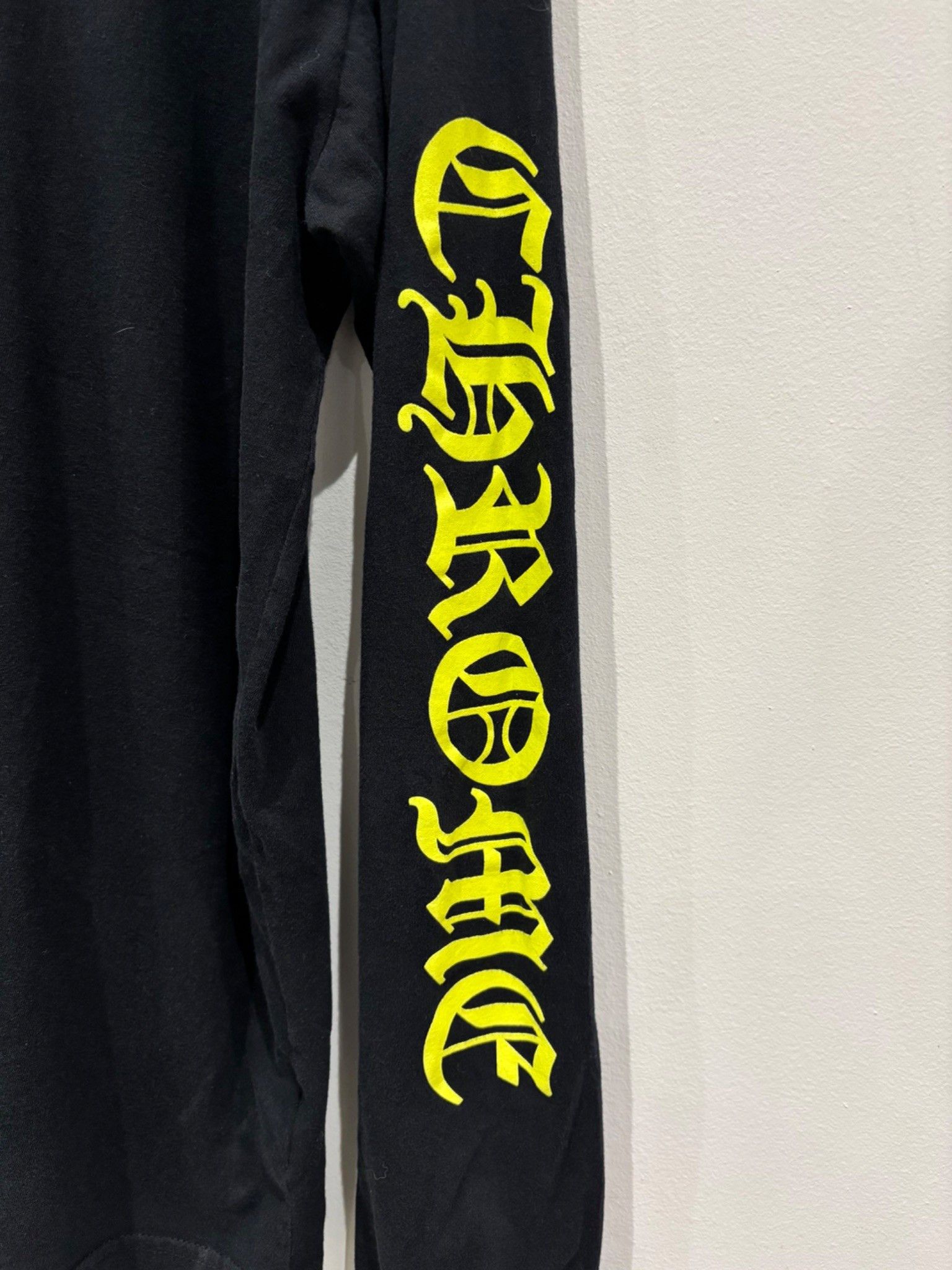 Chrome Hearts Chrome Hearts Long Sleeve Neck Logo Tee Black/Yellow Size US L / EU 52-54 / 3 - 7 Thumbnail