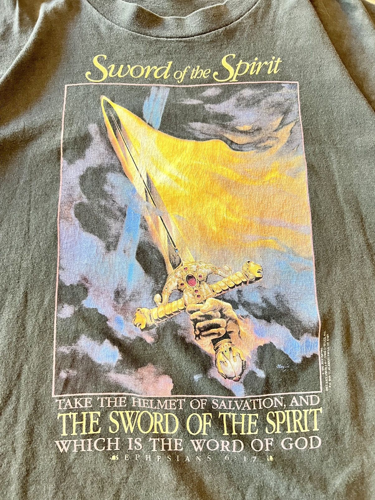 Other Vintage 1992 Sword Of The Spirit Living Epistles Size XL Size US L / EU 52-54 / 3 - 2 Thumbnail