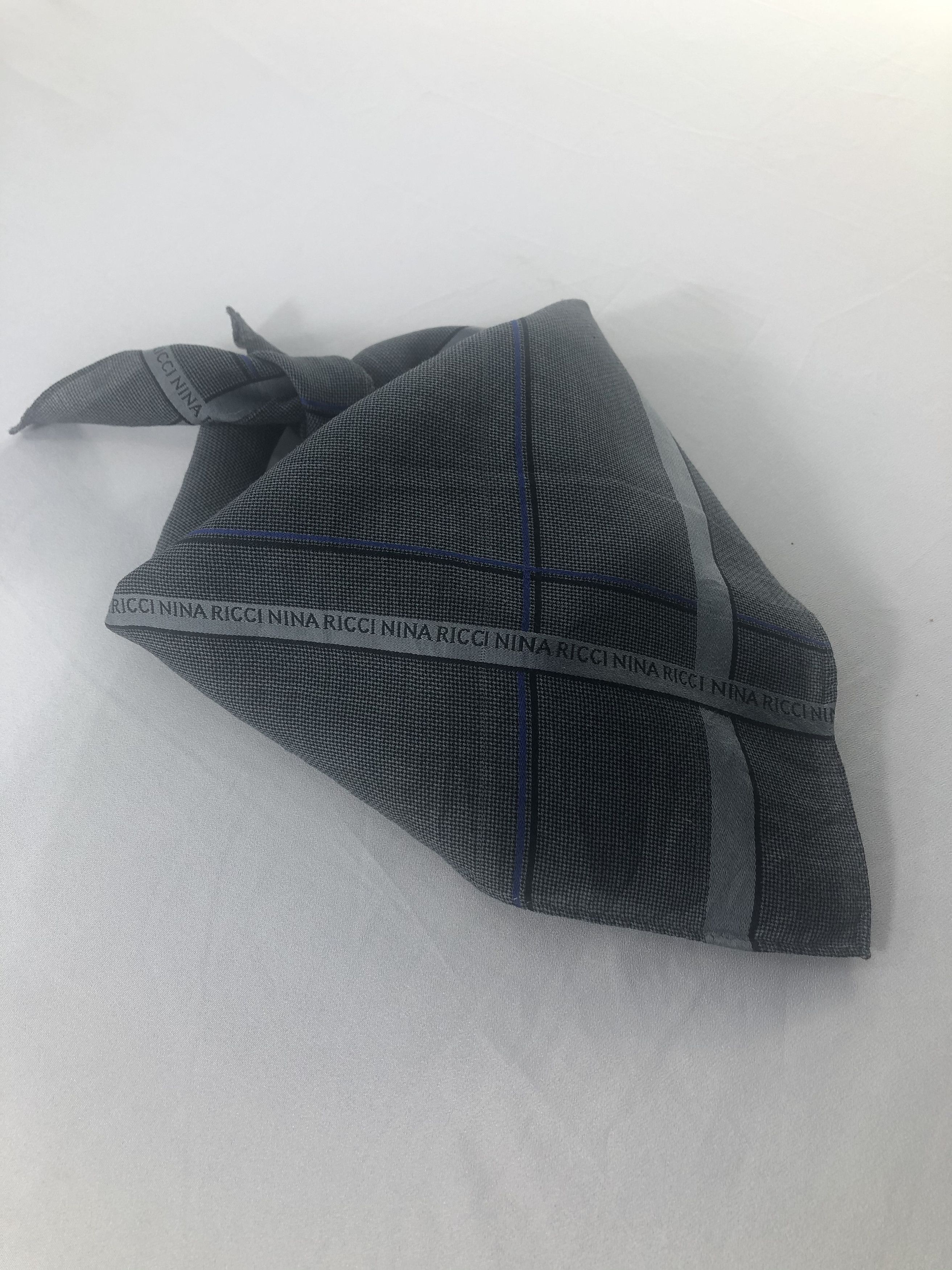 Nina Ricci × Vintage Nina Ricci Handkerchief / Bandana / Neckerchief Size ONE SIZE - 2 Thumbnail