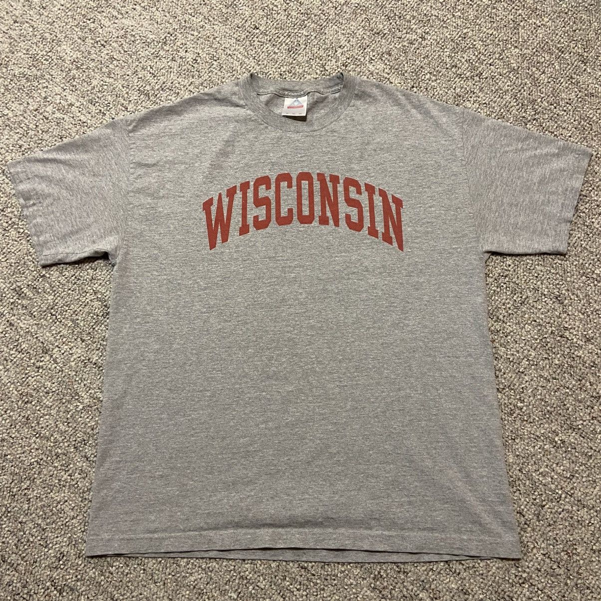 AAA University of Wisconsin Arc Spellout Vtg Tee Shirt | Grailed