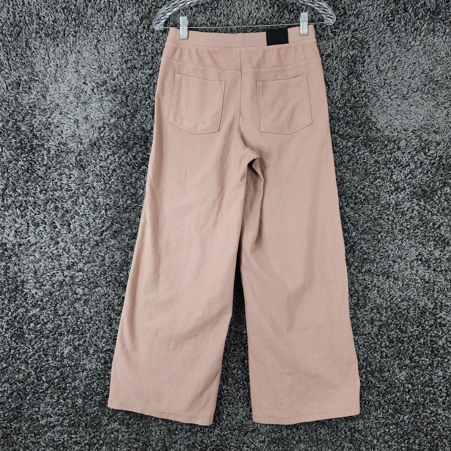 Zara VINTAGE? Actually not vintage. Zara Womens Pants Bloomer Pink Size 13 Adult Regular 26" Waist 26" Inseam Pink Bloomer Harem Womens Zara Size 34" / US 12 / IT 48 - 6 Thumbnail