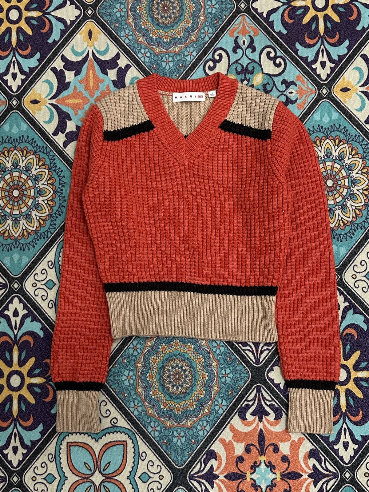 Marni × Uniqlo FW22 Marni x Uniqlo Orange Knitted V Neck Size US S / EU 44-46 / 1 - 2 Thumbnail