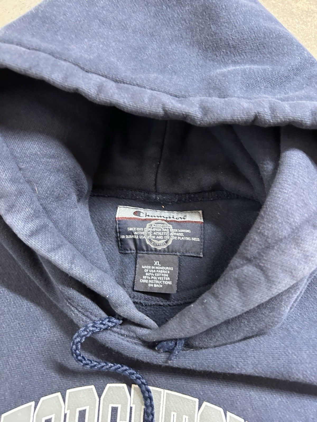 Champion Vintage 00’s Champion Reverse Weave Georgetown Hoodie XL Size US XL / EU 56 / 4 - 2 Thumbnail
