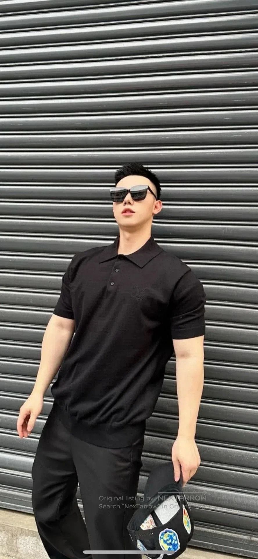 Louis Vuitton Louis Vuitton Embossed Polo Collar Shirt. Size US S / EU 44-46 / 1 - 7 Thumbnail