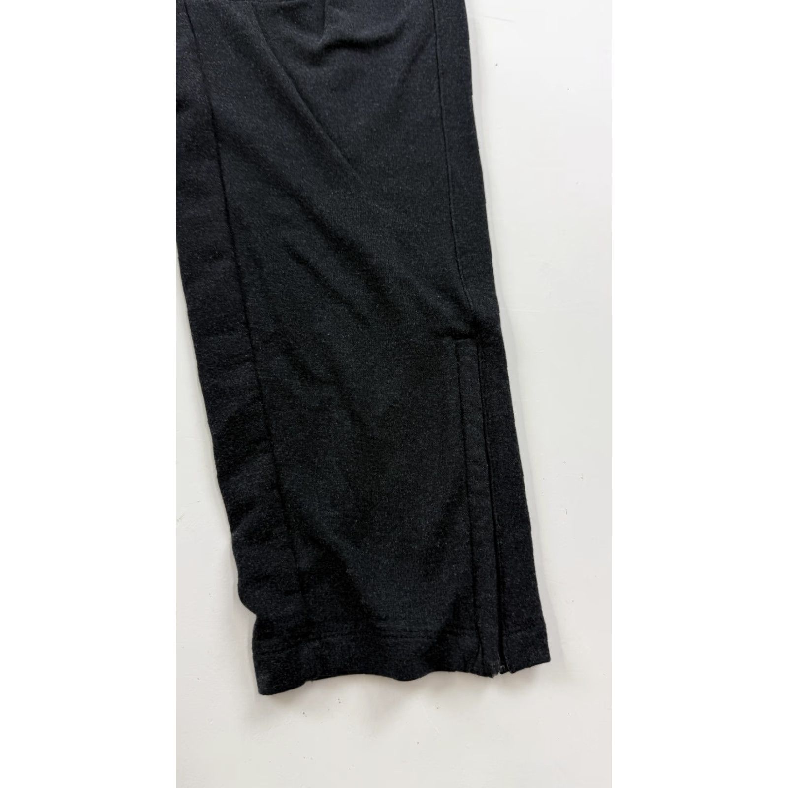 Adidas Adidas Pants Mens Large Black AEROREADY Tapered Joggers Athletic Drawstring Pockets Moisture Wicking Lightweight Size US 33 - 2 Thumbnail