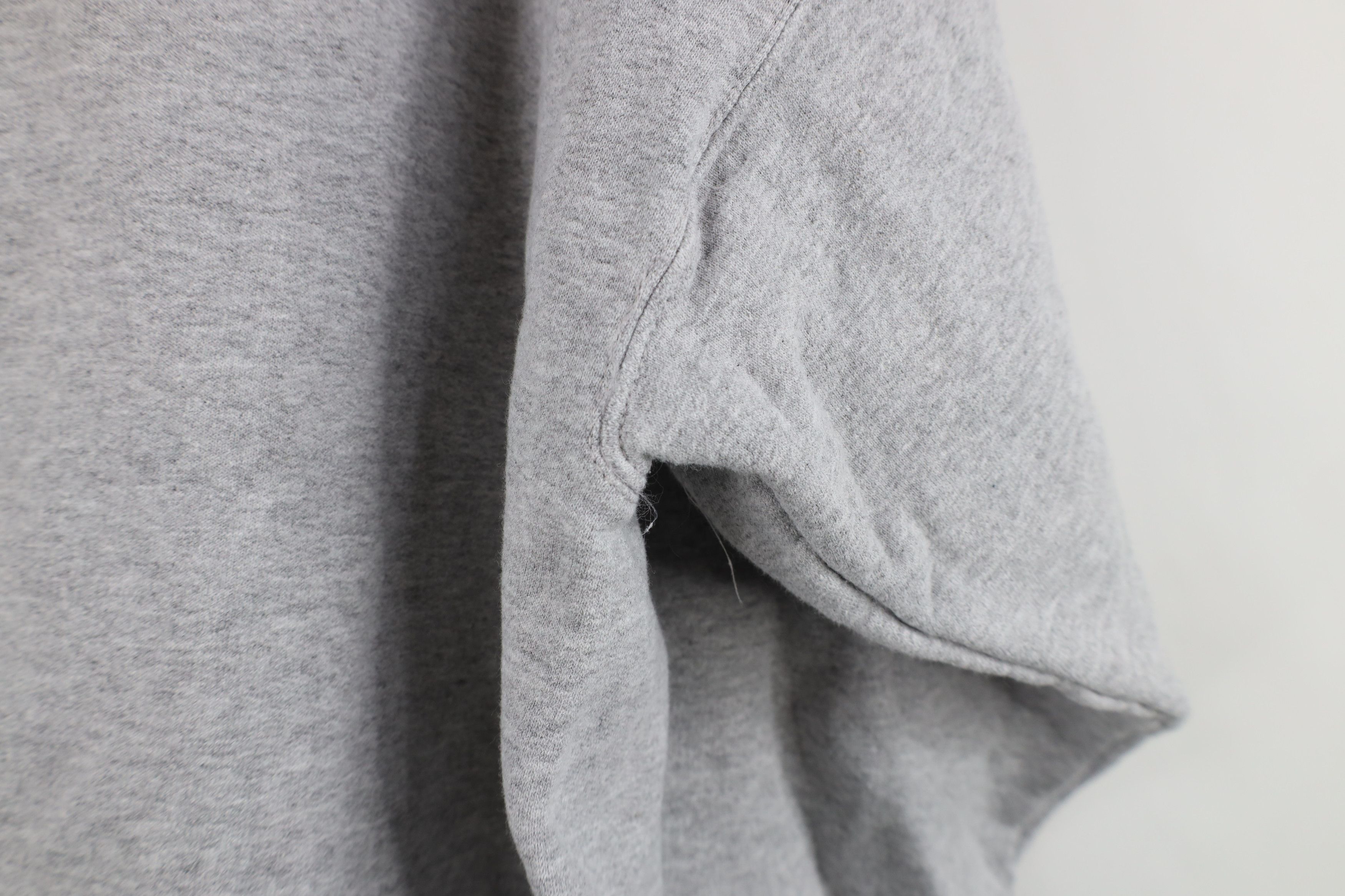 Vintage Vintage Care Service UnitedHealth Group Sweatshirt Gray Size US L / EU 52-54 / 3 - 9 Thumbnail