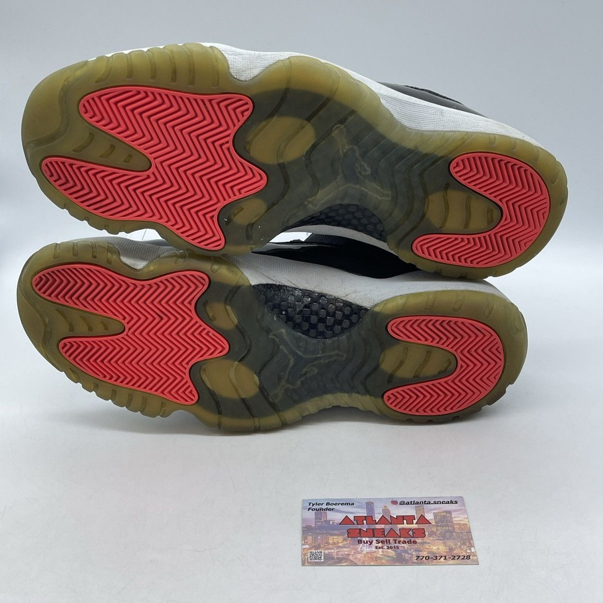 Jordan Brand Air Jordan 11 low infrared 23 Size US 11 / EU 44 - 7 Thumbnail
