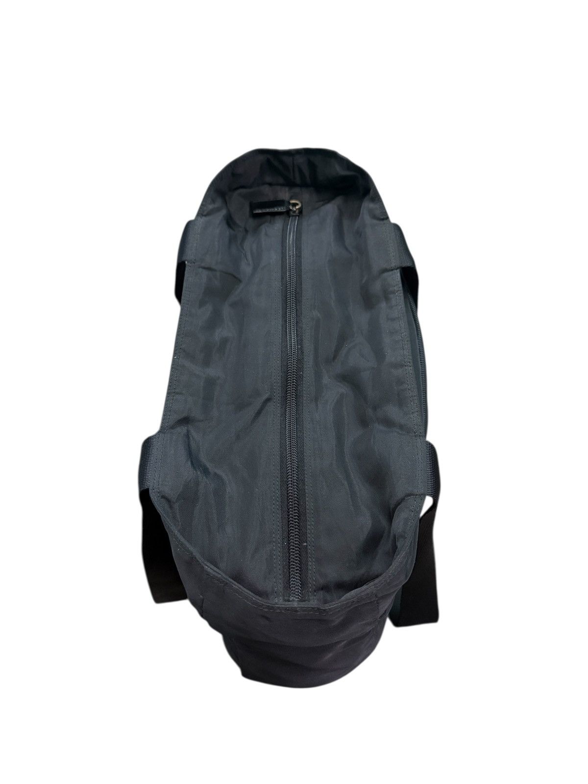 Prada VINTAE PRADA BLACK NYLON SHOULDER BAG Size ONE SIZE - 7 Thumbnail