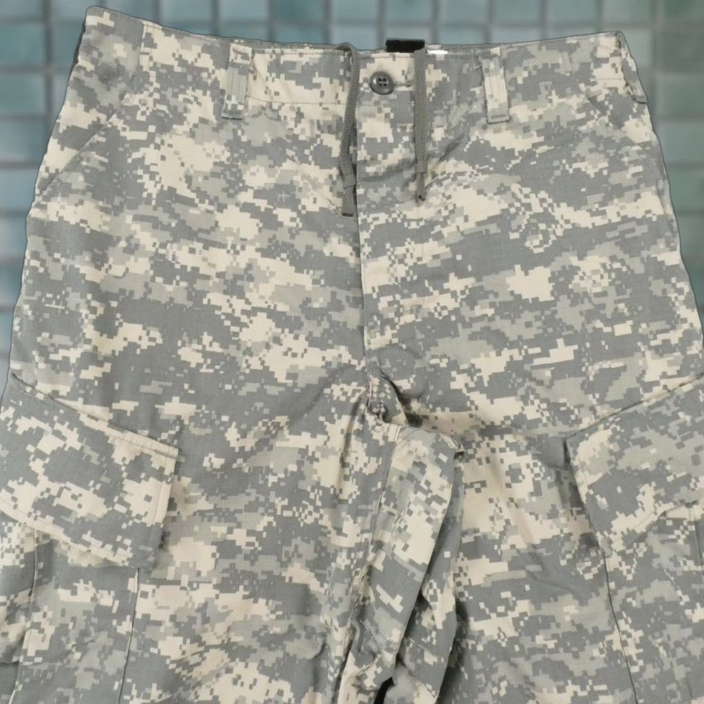 Vintage US Army Pants Mens Medium Long Cargo Green Digital Camo Combat Utility Size US 36 / EU 52 - 1 Thumbnail