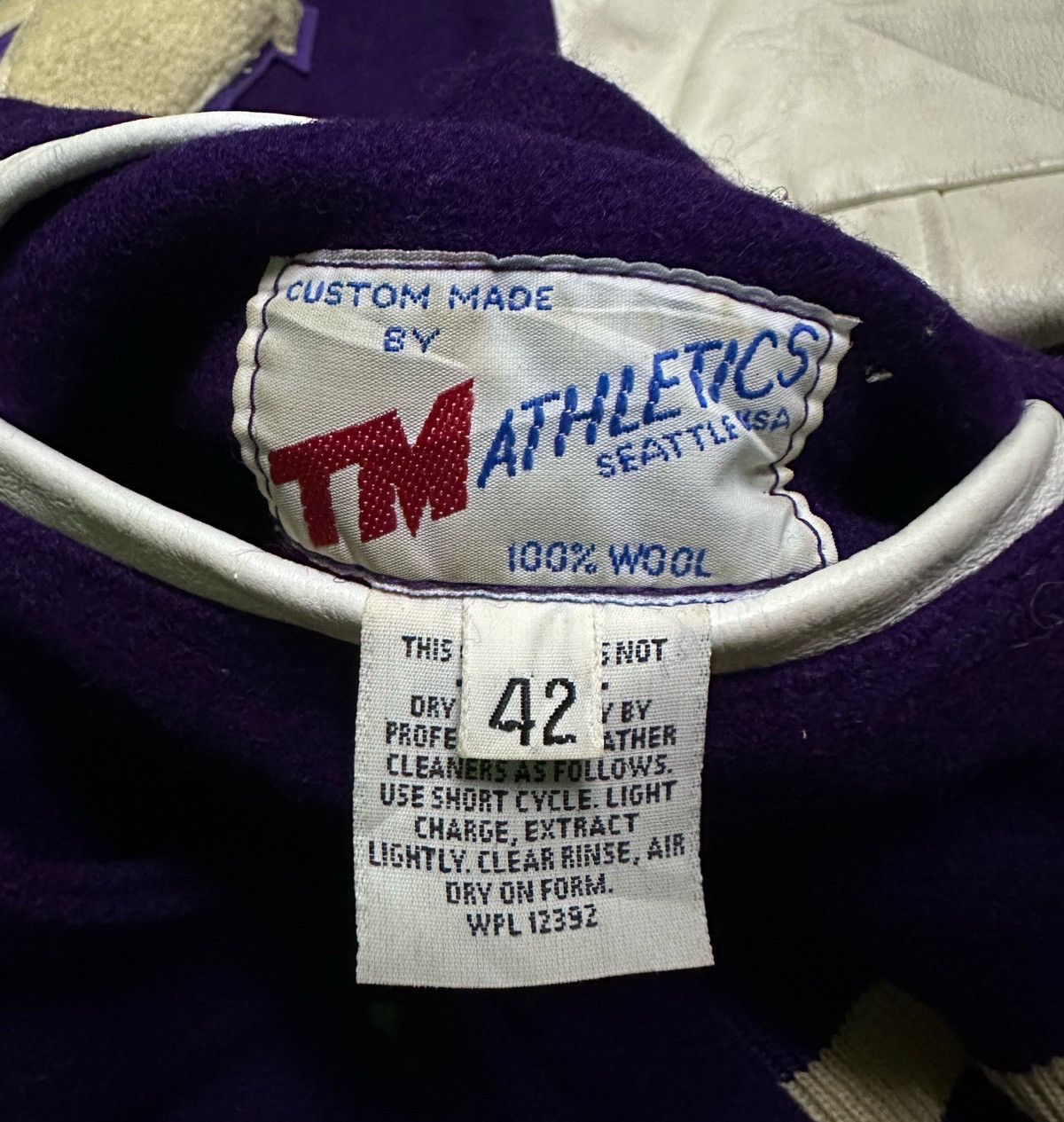 Vintage Vintage 80s washington big logo varsity jacket Size US L / EU 52-54 / 3 - 8 Thumbnail