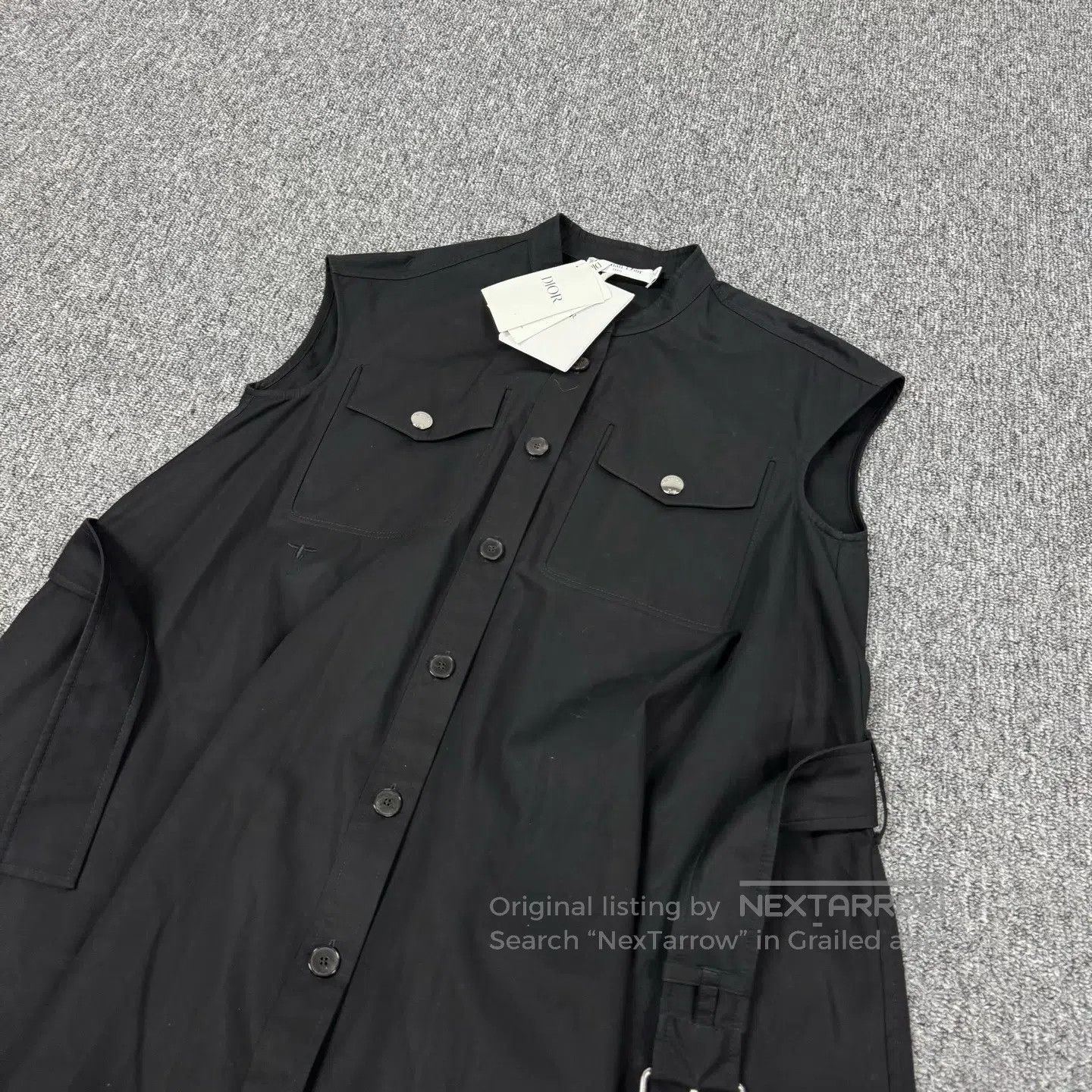 Dior Dior Sleeveless, single-row buttoned, waist belt, vest-sty Size S / US 4 / IT 40 - 4 Thumbnail