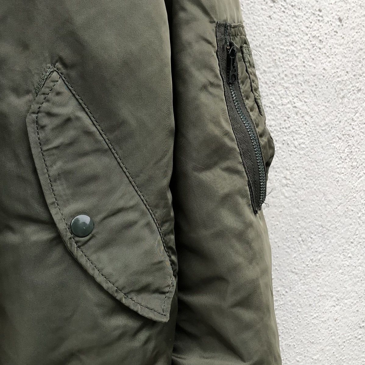Alpha Industries VTG Alpha Industries Flyer’s Man Intermediate Bomber Jacket Size US XL / EU 56 / 4 - 5 Thumbnail