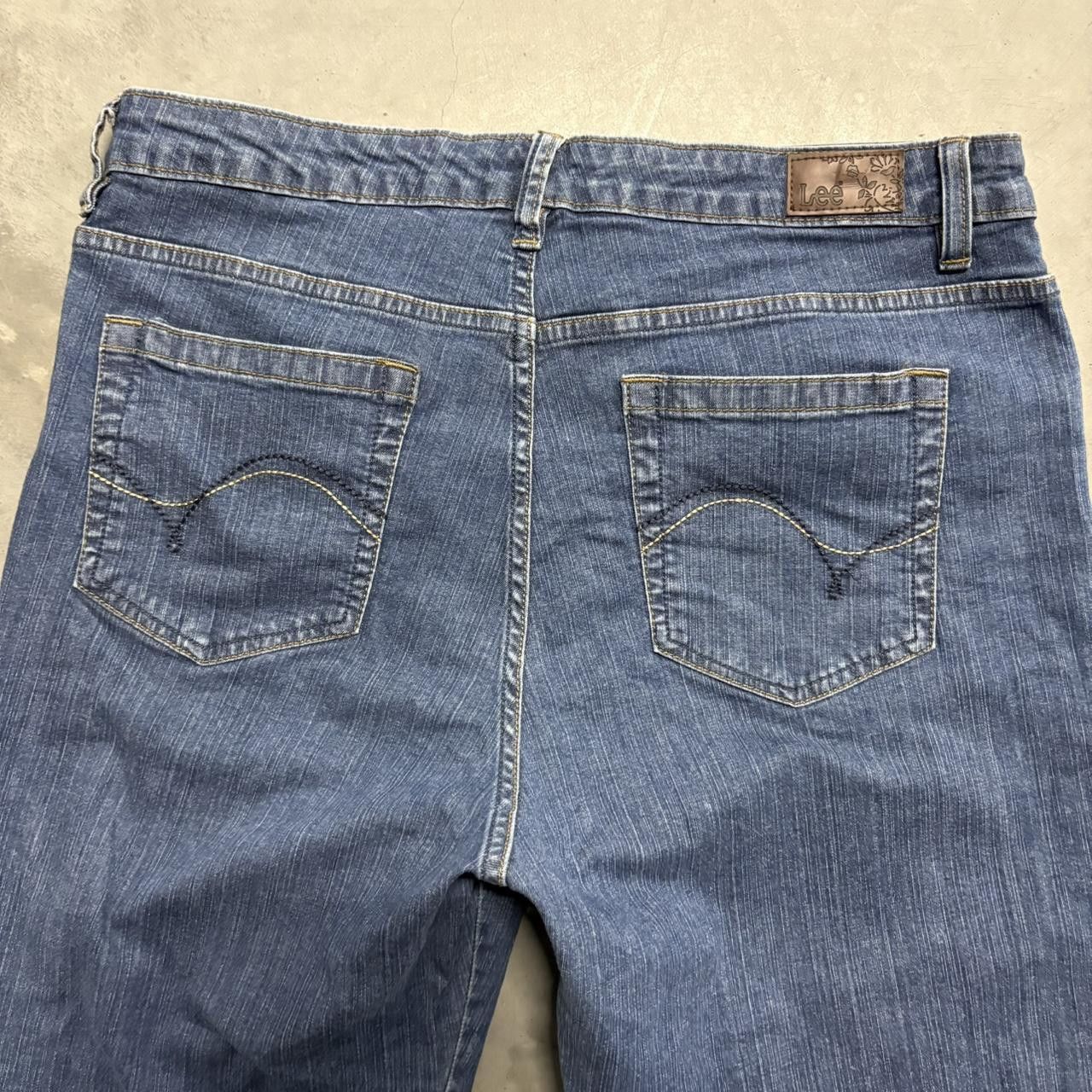 Japanese Brand × Vintage Crazy Vintage Y2K/2000s Wideleg Bootcut Medium Wash Denim Jeans! Size US 33 - 7 Thumbnail
