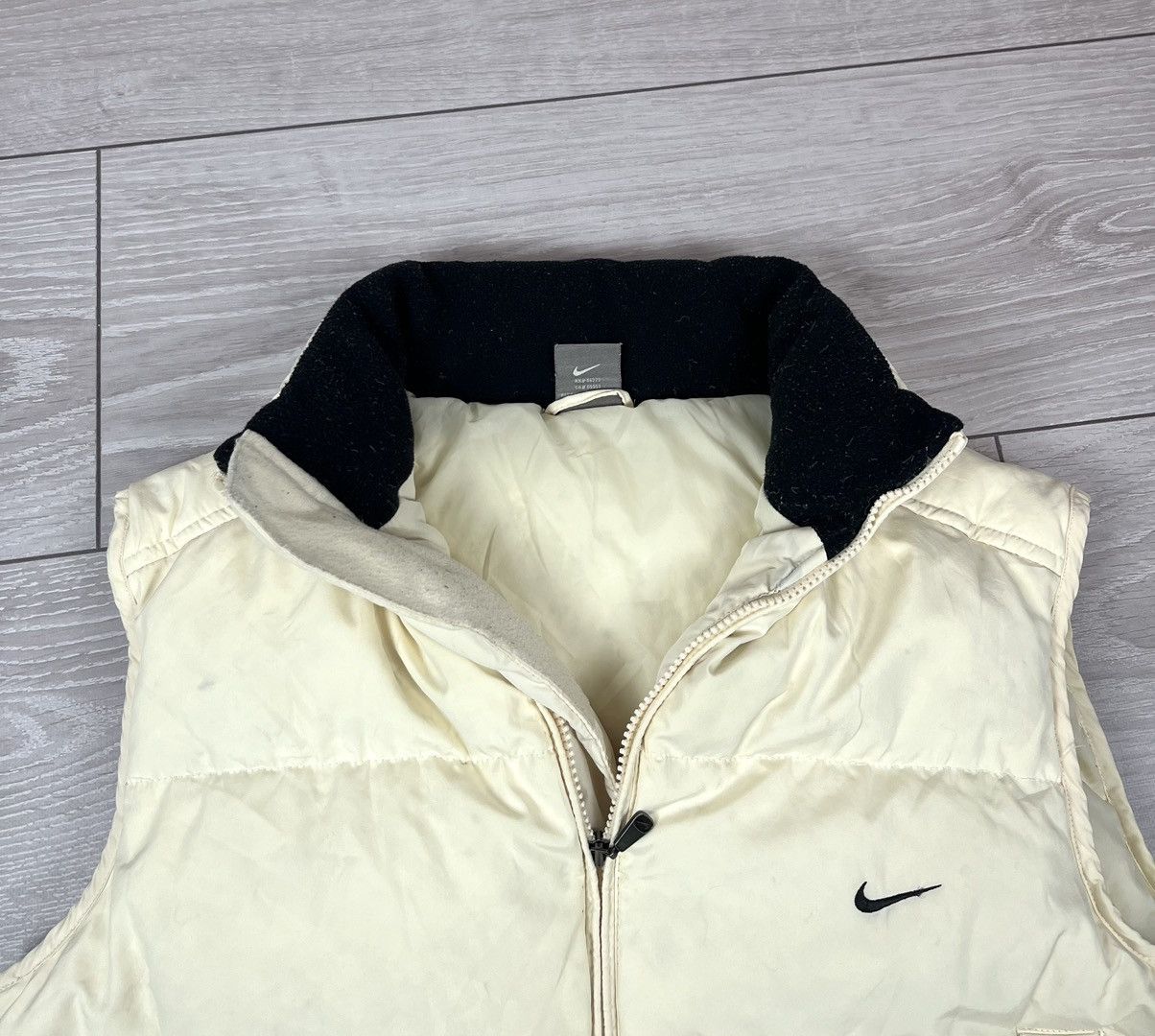 Nike Nike Vintage 00s Beige Puffer Down Vest Jacket Size US S / EU 44-46 / 1 - 11 Thumbnail