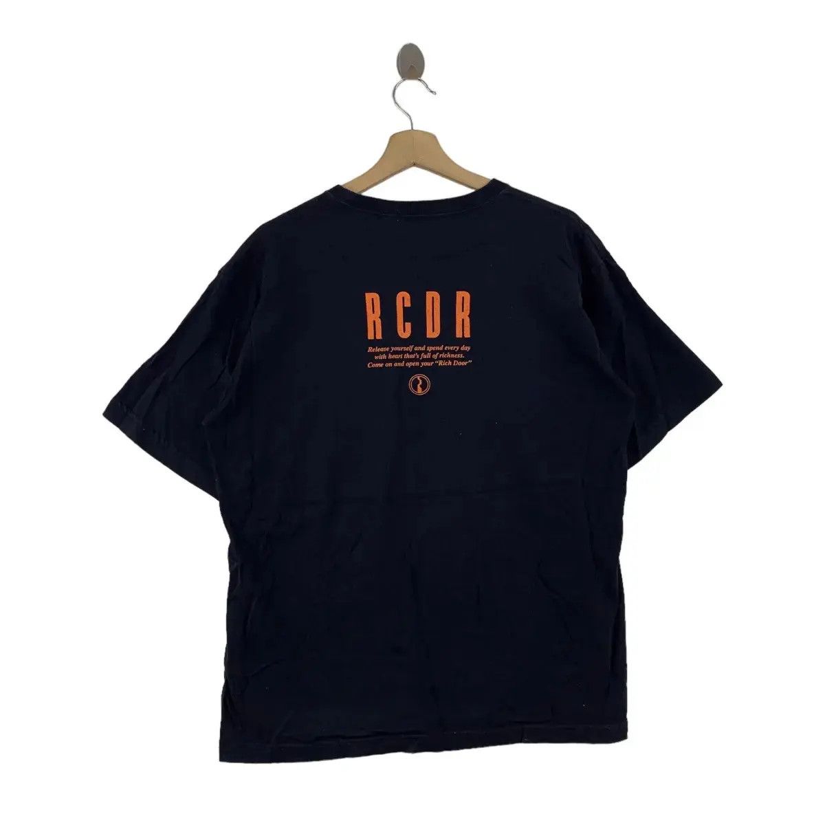 Vintage ITEMS URBAN RESEARCH x RCDR RICH DOOR Tee Shirt Japan Size US M / EU 48-50 / 2 - 3 Thumbnail