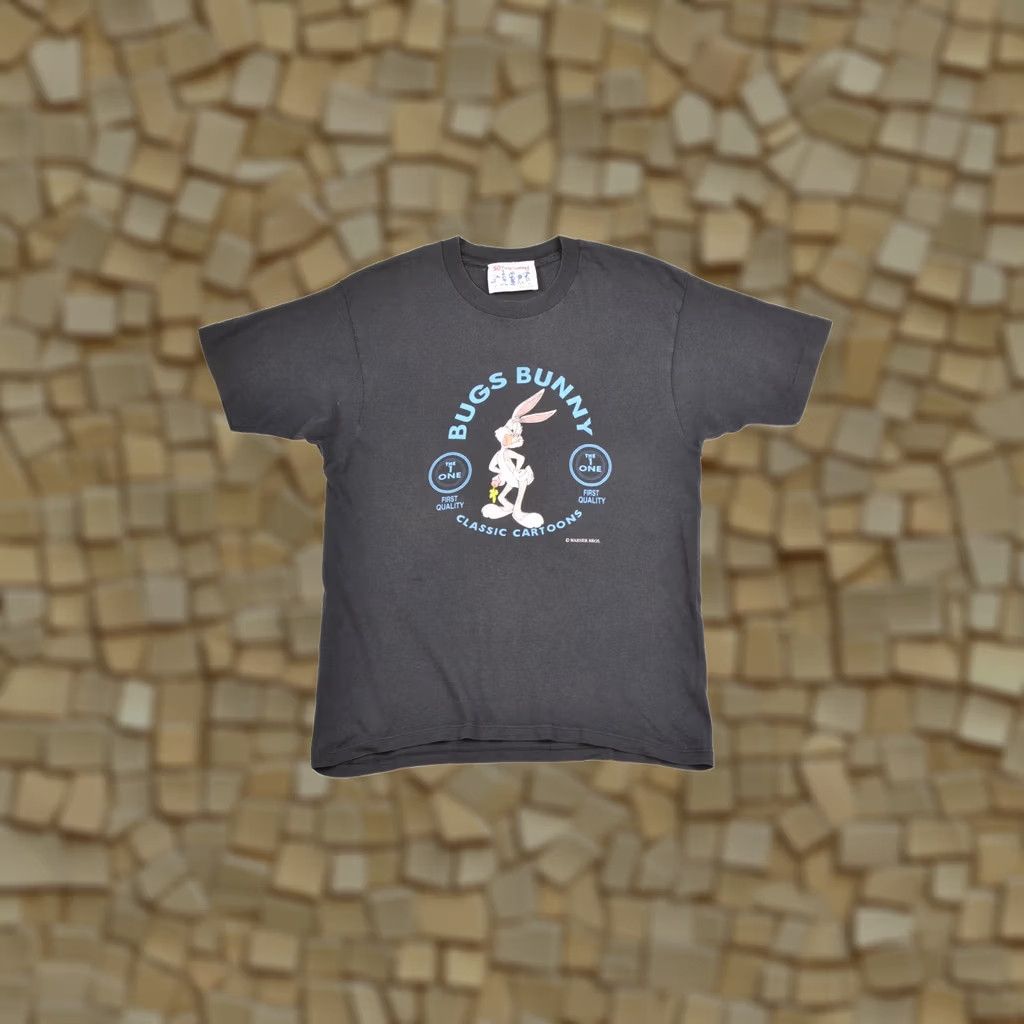 Vintage VINTAGE Screen Stars A La Sombra Warner Bros Buggs Bunny Tee T-Shirt M Black Mens Localized Stars 90s Size US M / EU 48-50 / 2 - 1 Thumbnail