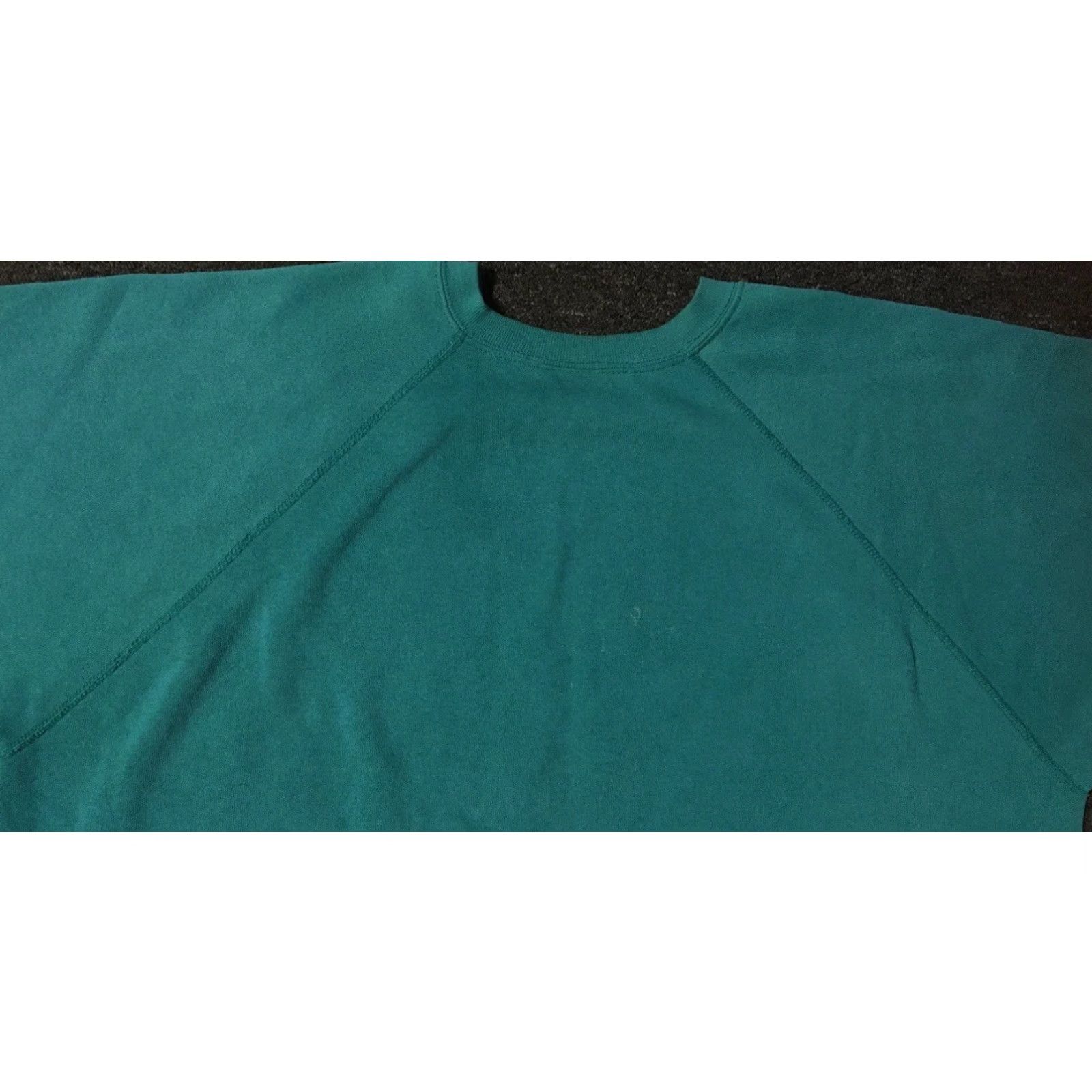 Tultex VINTAGE Tultex 80s Hoodie Shirt 2XL Green Distressed Boxy Sweatshirt USA 90s Grunge Punk Surf Skate Rockabilly Size US XXL / EU 58 / 5 - 7 Thumbnail