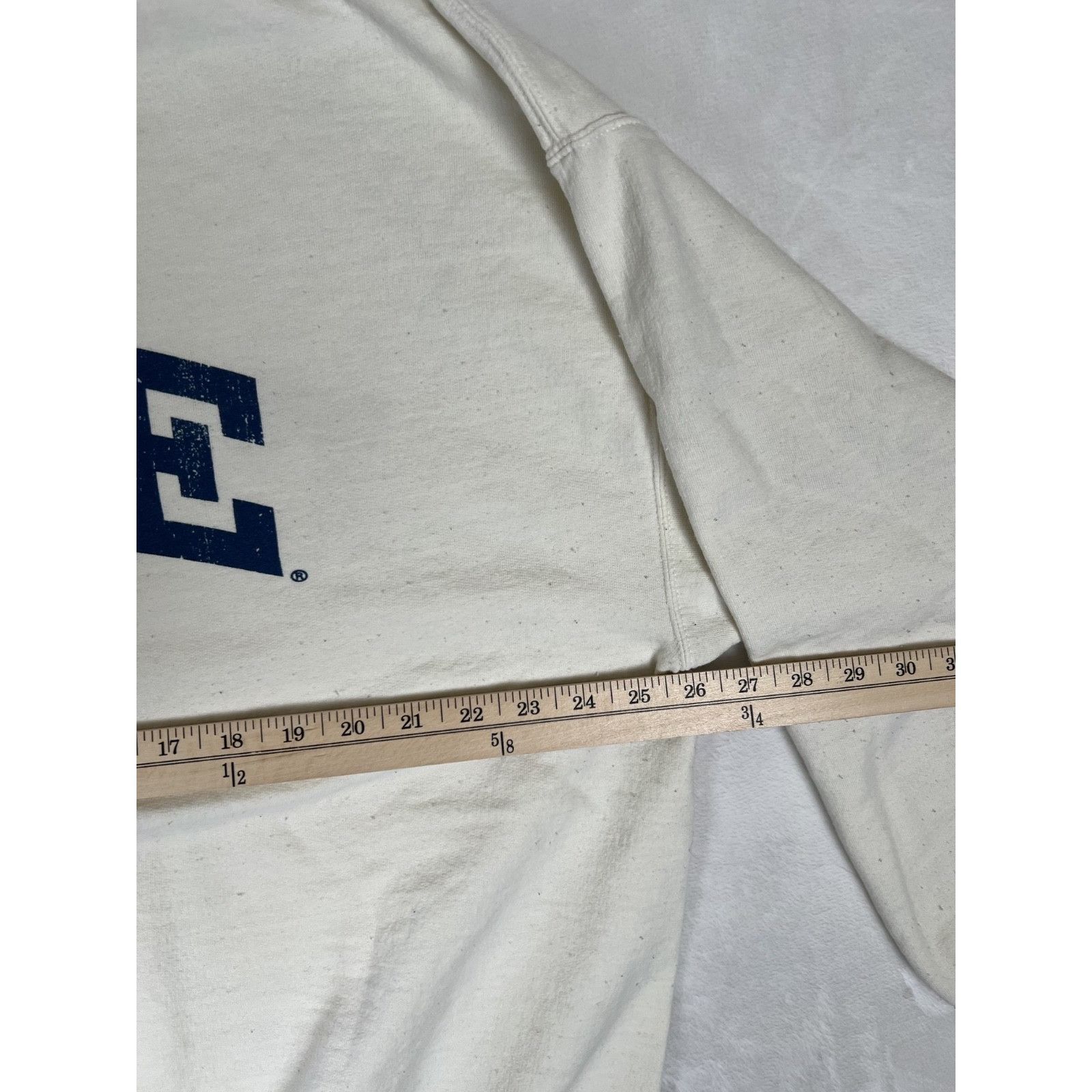 Other Yale University Bulldogs Ivy League Crest Logo Crewneck Swea Size ONE SIZE - 6 Thumbnail