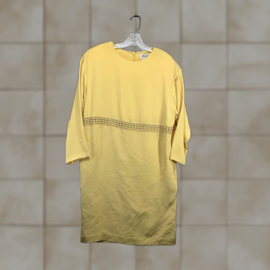 Vintage VINTAGE Women's Silk Dress Size 10 Yellow Embroidered Midi Sheath Formal Party/Cocktail Size L / US 10 / IT 46 - 1 Thumbnail