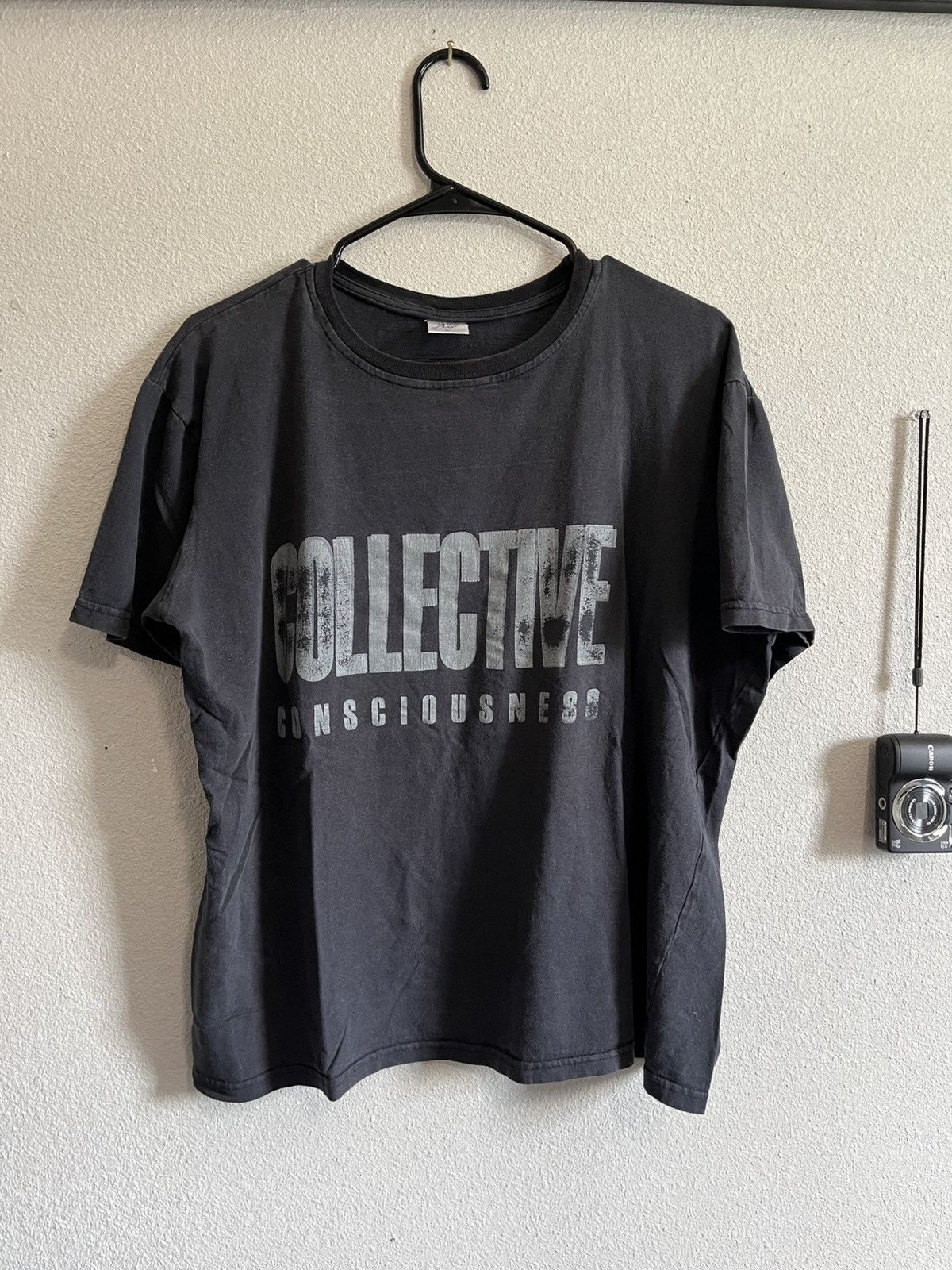 Vintage Collective Consciousness Black T-Shirt – Size L Size US L / EU 52-54 / 3 - 1 Thumbnail