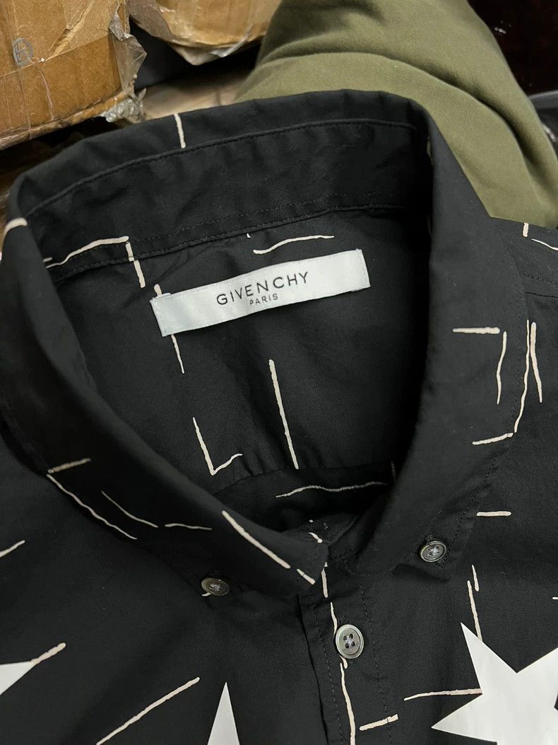 Givenchy Givenchy Men's Shirt Size US L / EU 52-54 / 3 - 3 Thumbnail