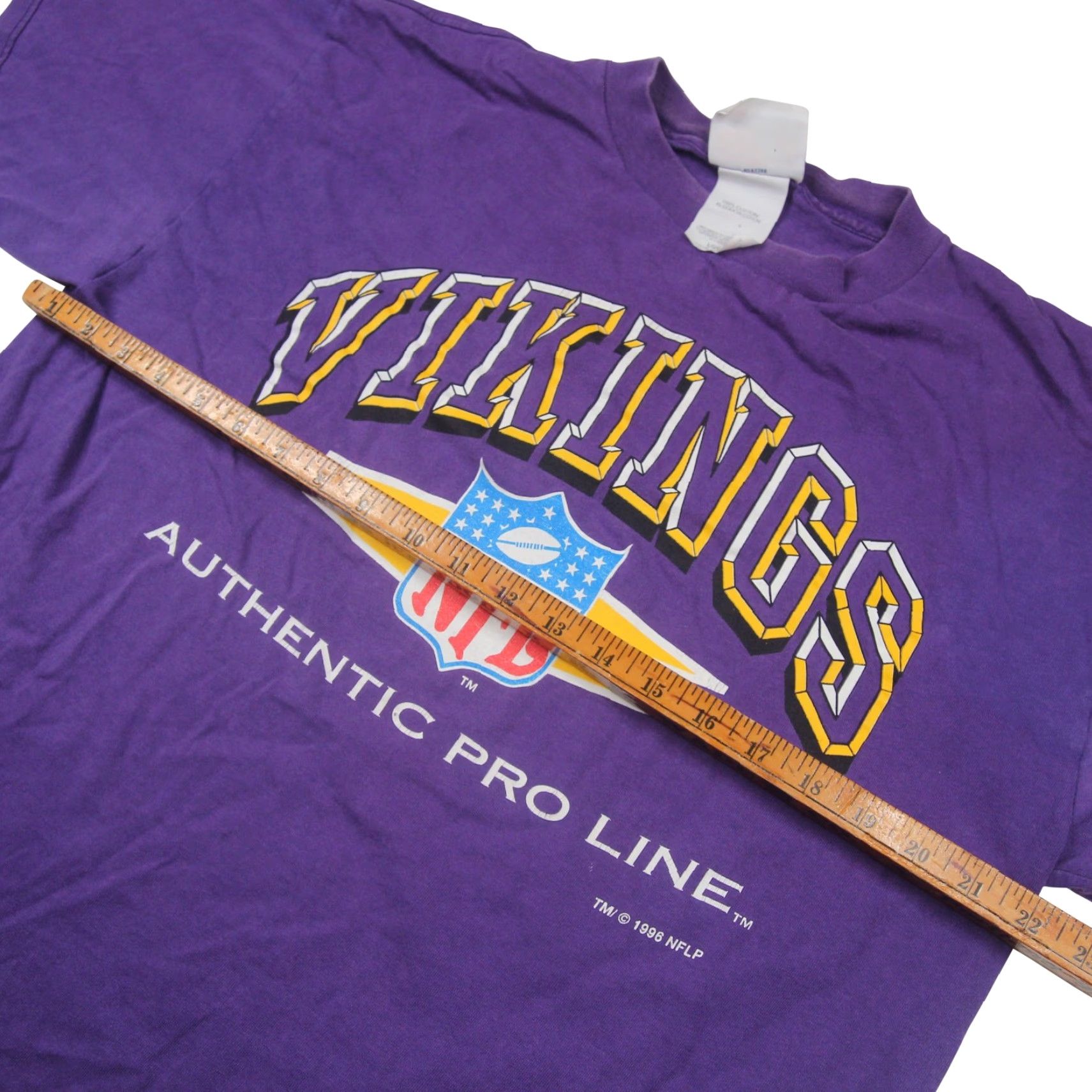 Logo Athletic VINTAGE 1996 Logo Athletics Minnesota Vikings Mens T-Shirt Purple Large graphic Shirt Size US L / EU 52-54 / 3 - 8 Thumbnail