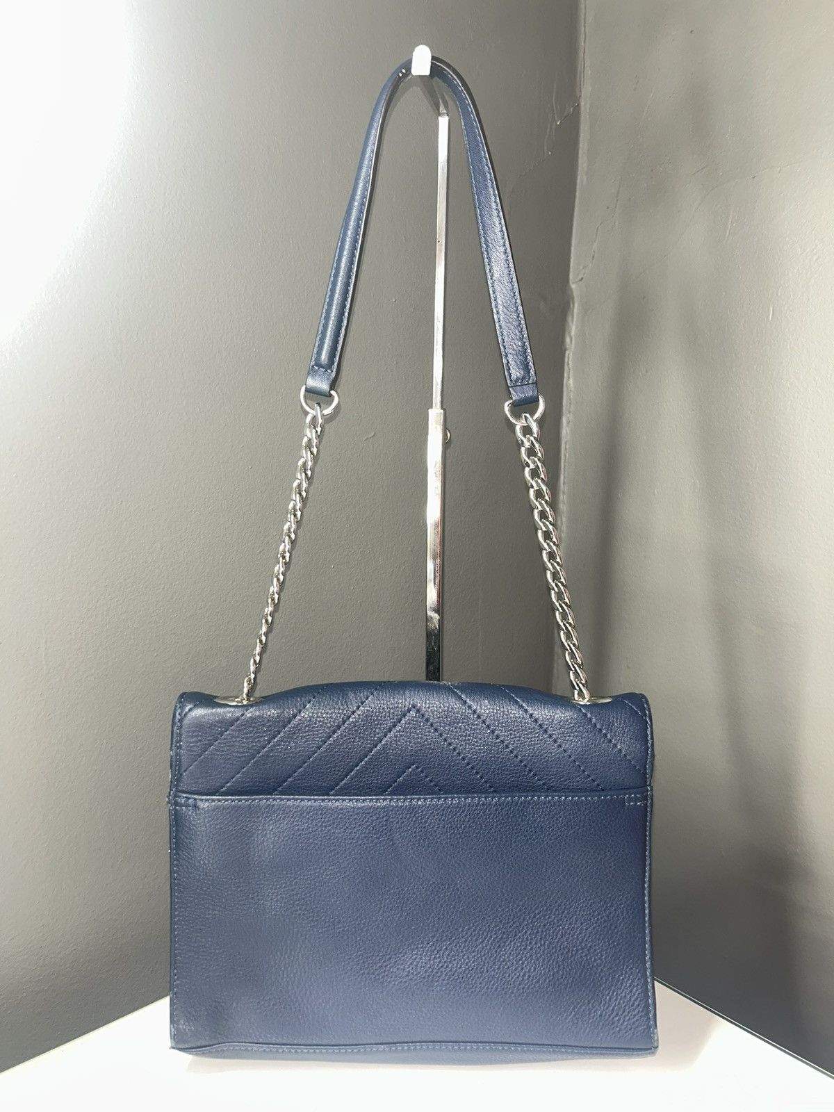Karl Lagerfeld Karl Lagerfeld Paris GG Blue Quilted Chevron Shoulder Bag Size ONE SIZE - 7 Thumbnail
