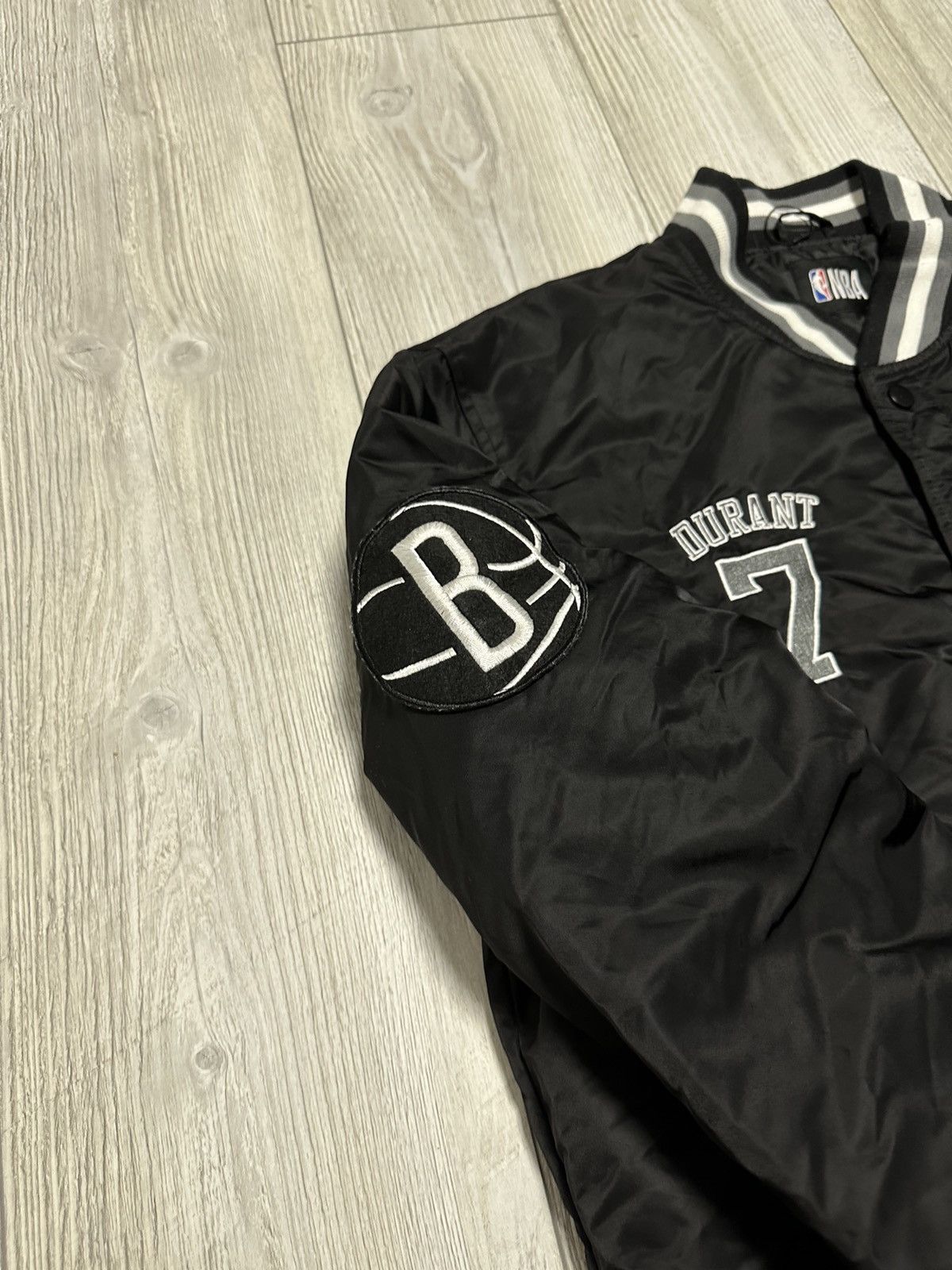 NBA Vintage Brooklyn NBA Durant Nets Varsity Bomber Jacket Size US M / EU 48-50 / 2 - 3 Thumbnail