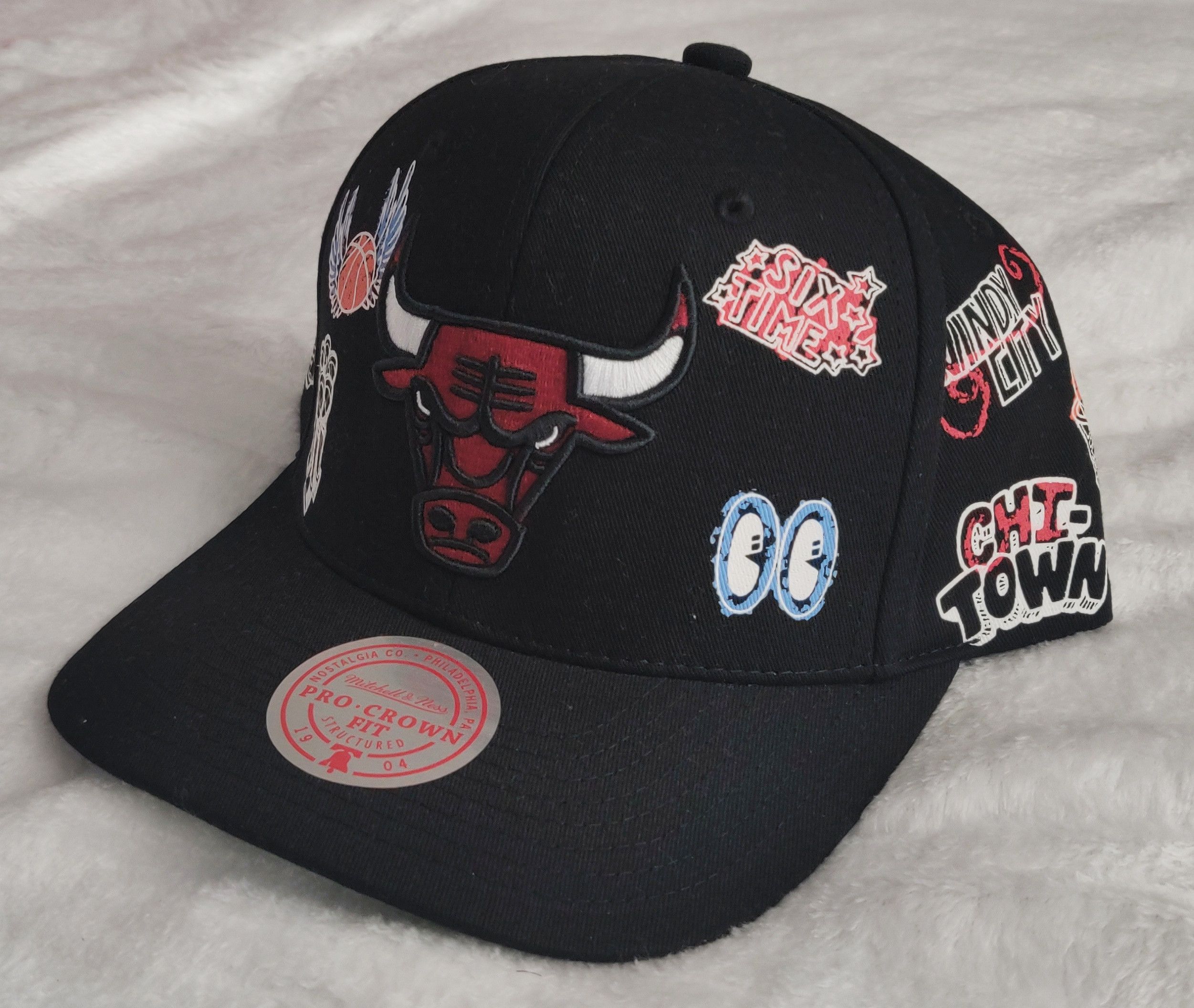Other Chicago Bulls Mitchell & Ness Pro Crown Snapback Size 38 - 4 Thumbnail