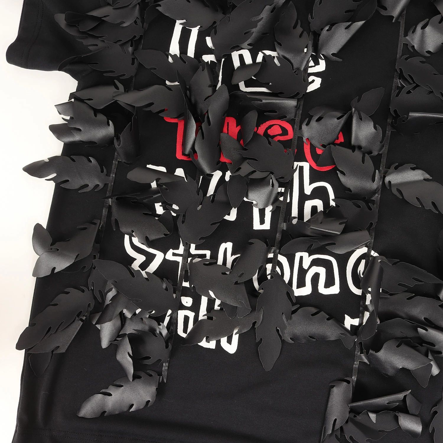 Comme des Garcons Homme Plus T-shirts Leaf Embellishment Message Logo Size US S / EU 44-46 / 1 - 4 Thumbnail