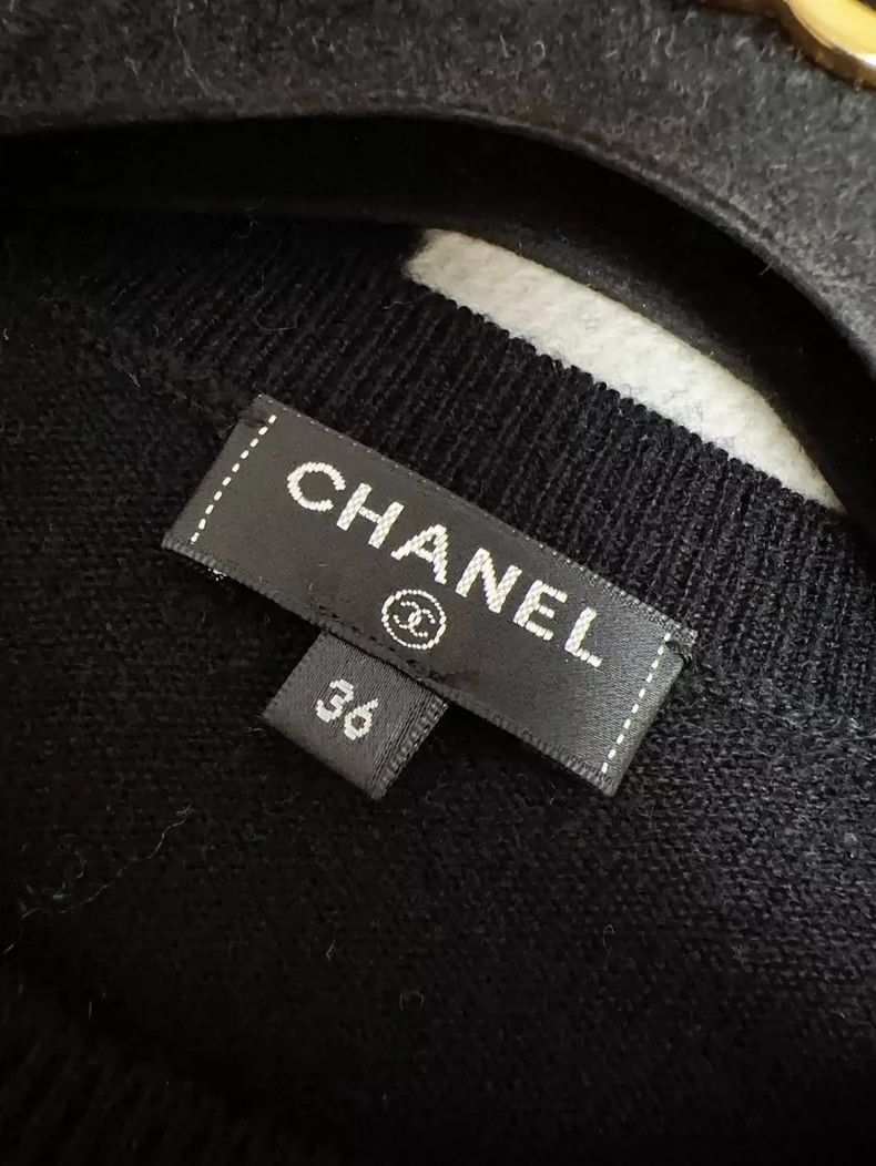 Chanel Chanel 17K Ground Control Series Moon Pattern Cashmere Swe Size XS / US 0-2 / IT 36-38 - 6 Thumbnail