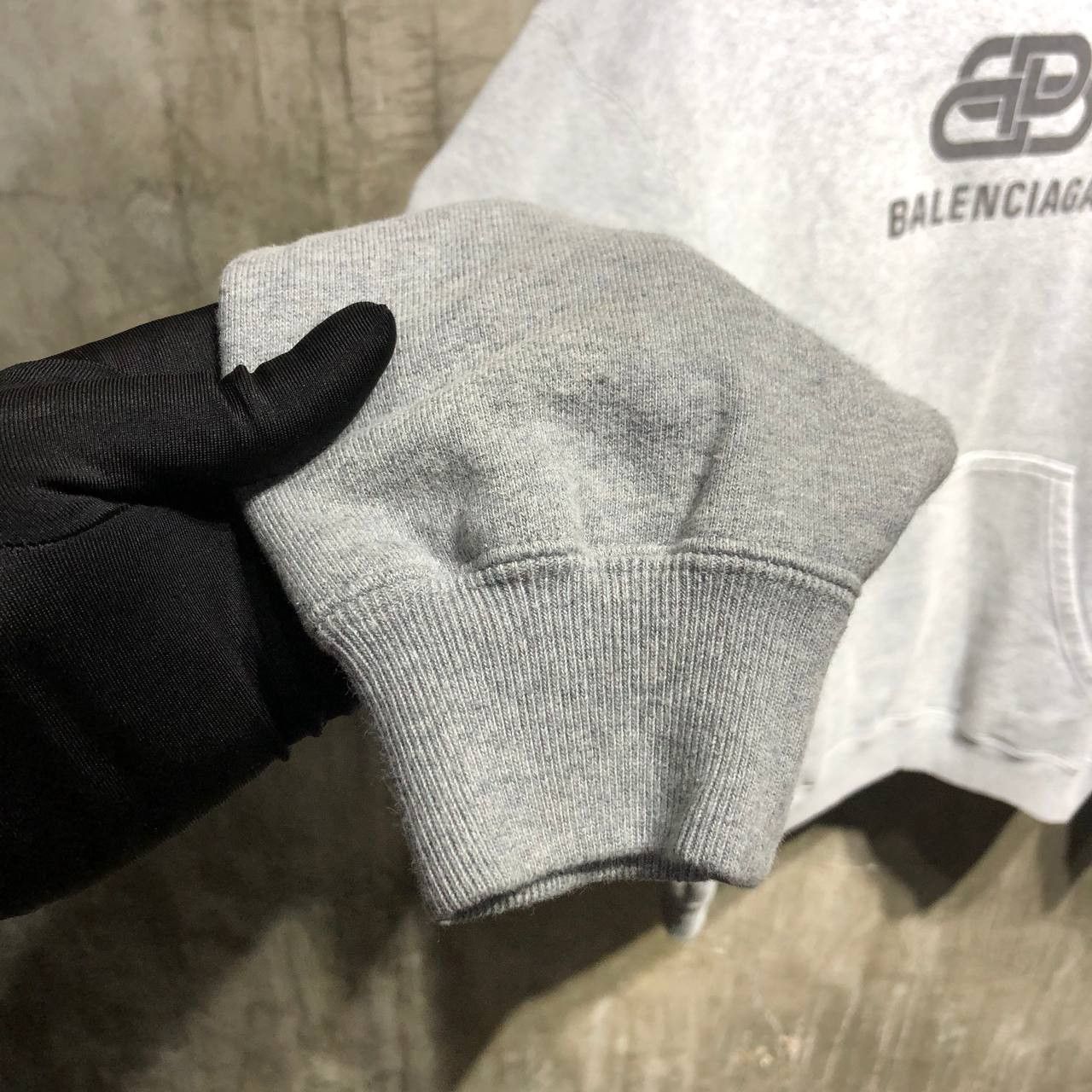 Balenciaga Balenciaga BB logo interlocking pull over hoodie Size US XXL / EU 58 / 5 - 7 Thumbnail
