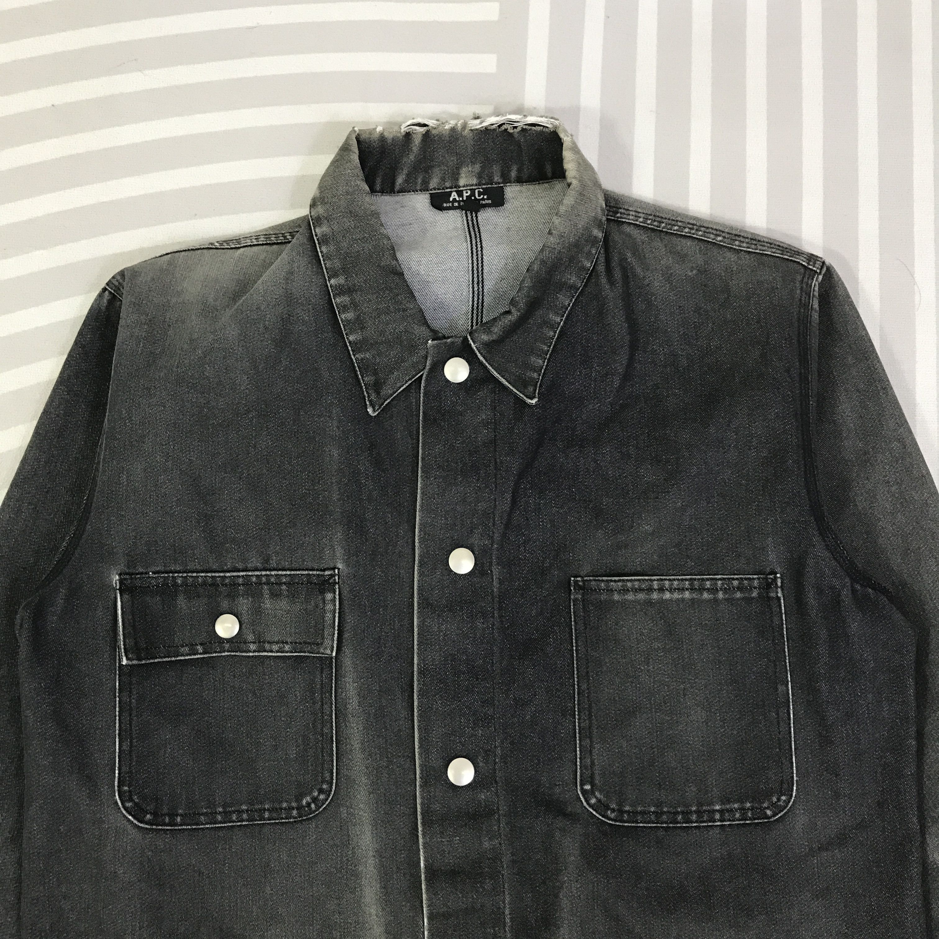 A.P.C. Vintage A.P.C Denim Faded distressed Jacket K115B12 Size US L / EU 52-54 / 3 - 2 Thumbnail