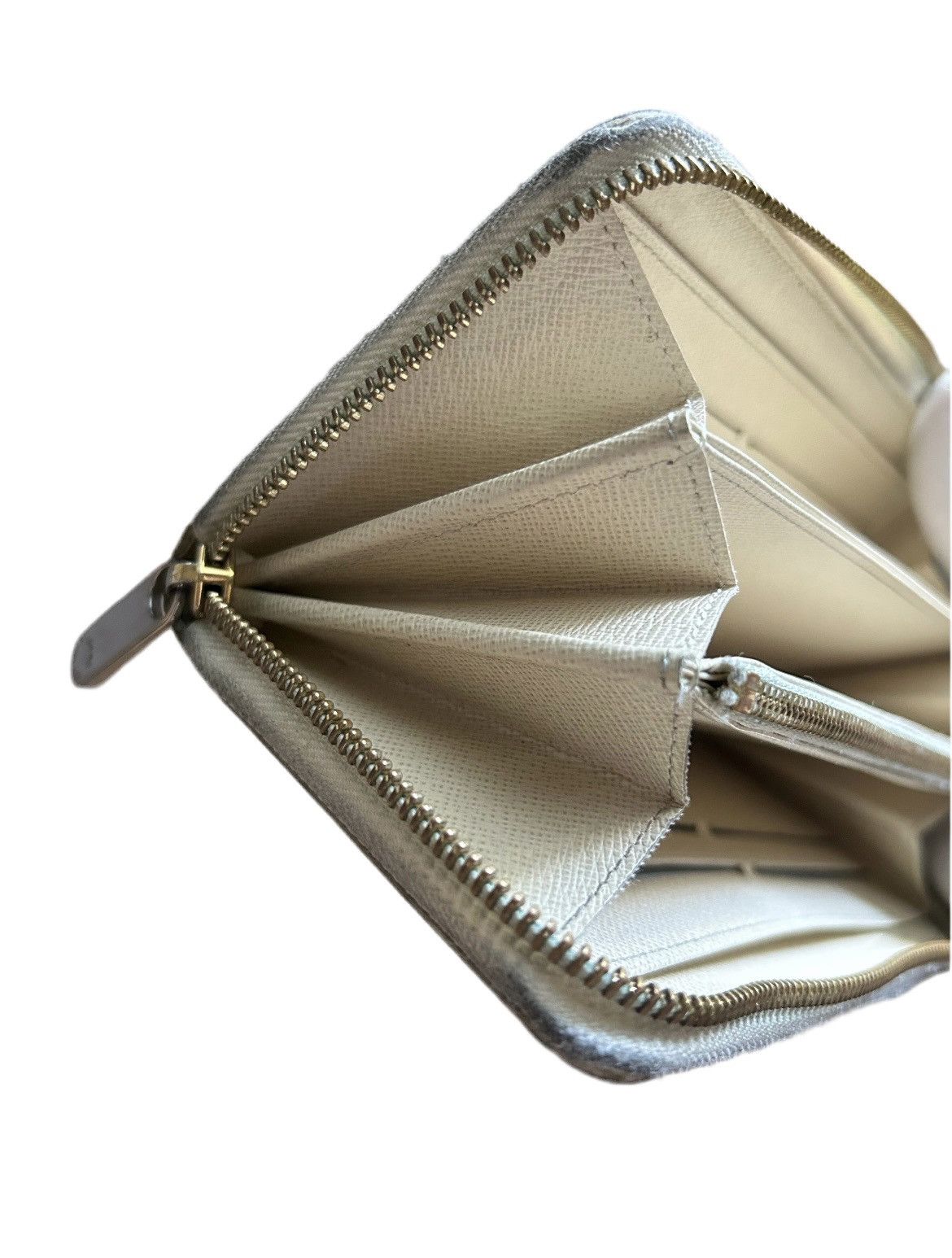 Louis Vuitton Louis Vuitton Damier Azur Zippy Wallet Size ONE SIZE - 5 Thumbnail