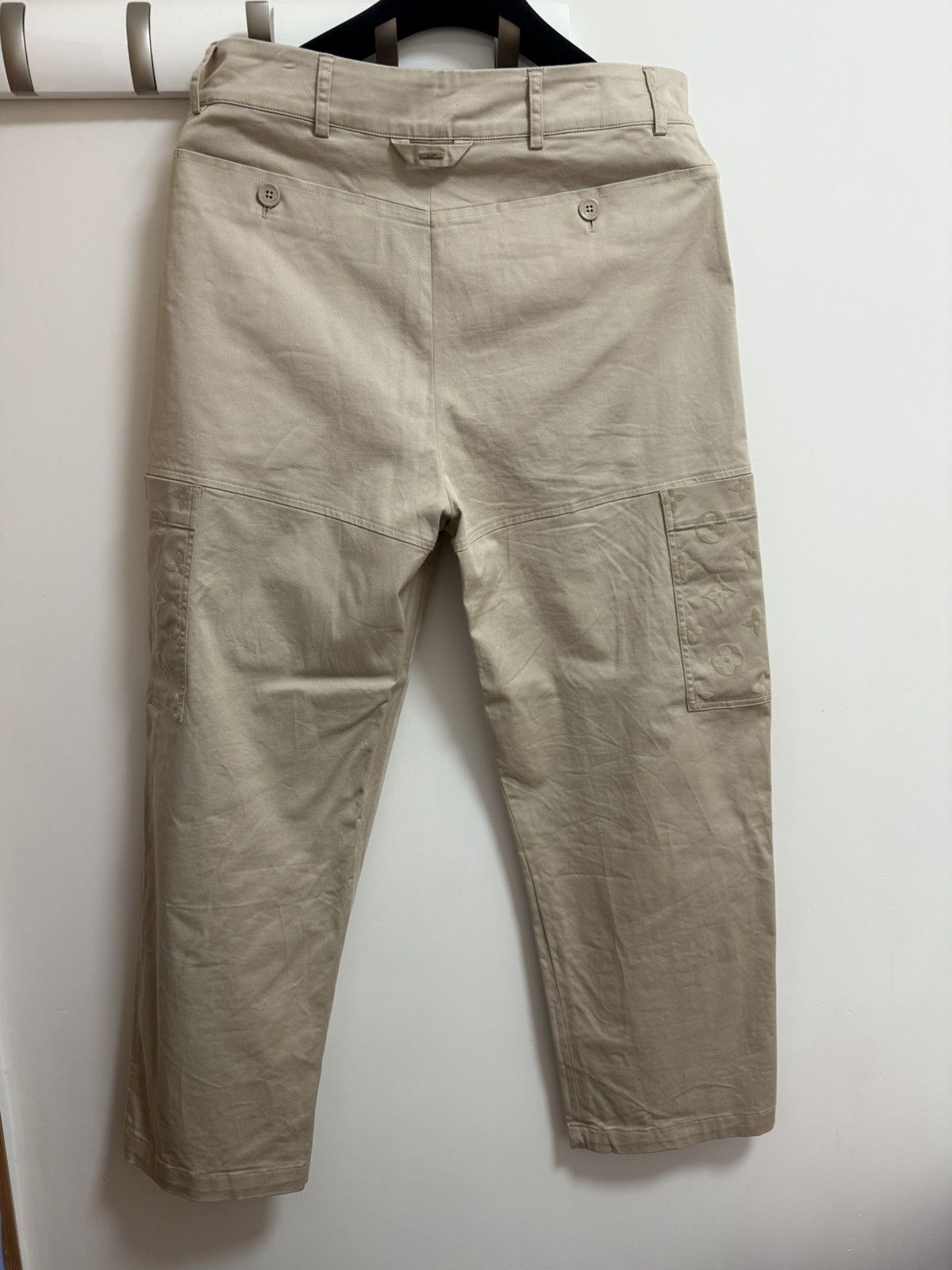 Louis Vuitton Louis Vuitton beige monogram cargo pants 50 Size US 33 - 4 Thumbnail